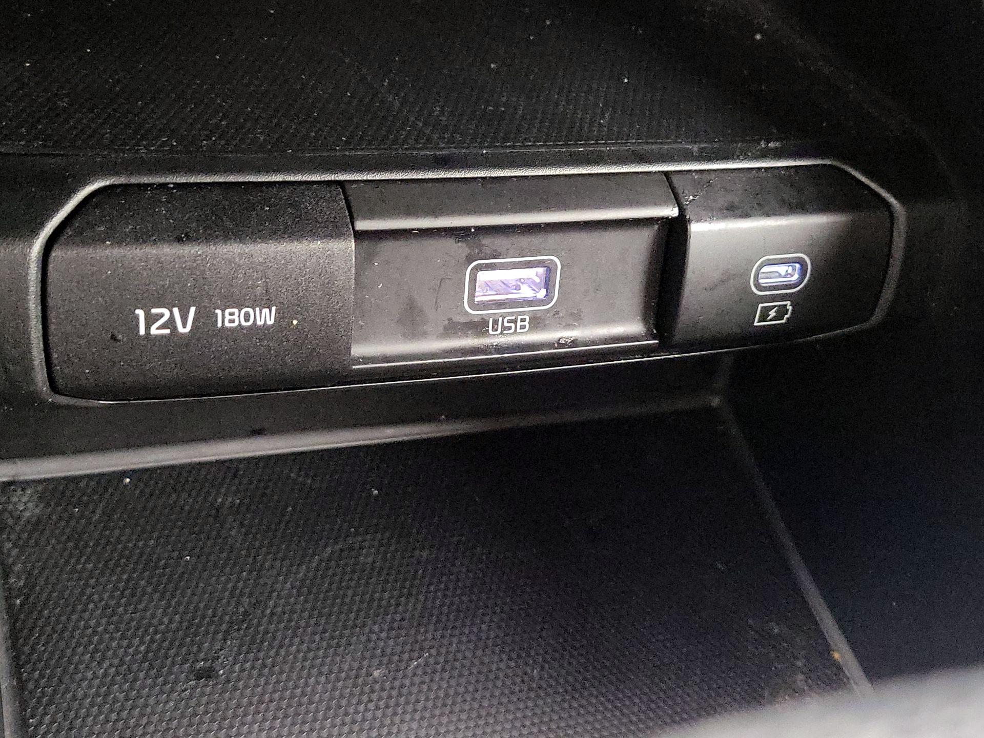 Thumbnail: 2025 Kia Telluride - 19