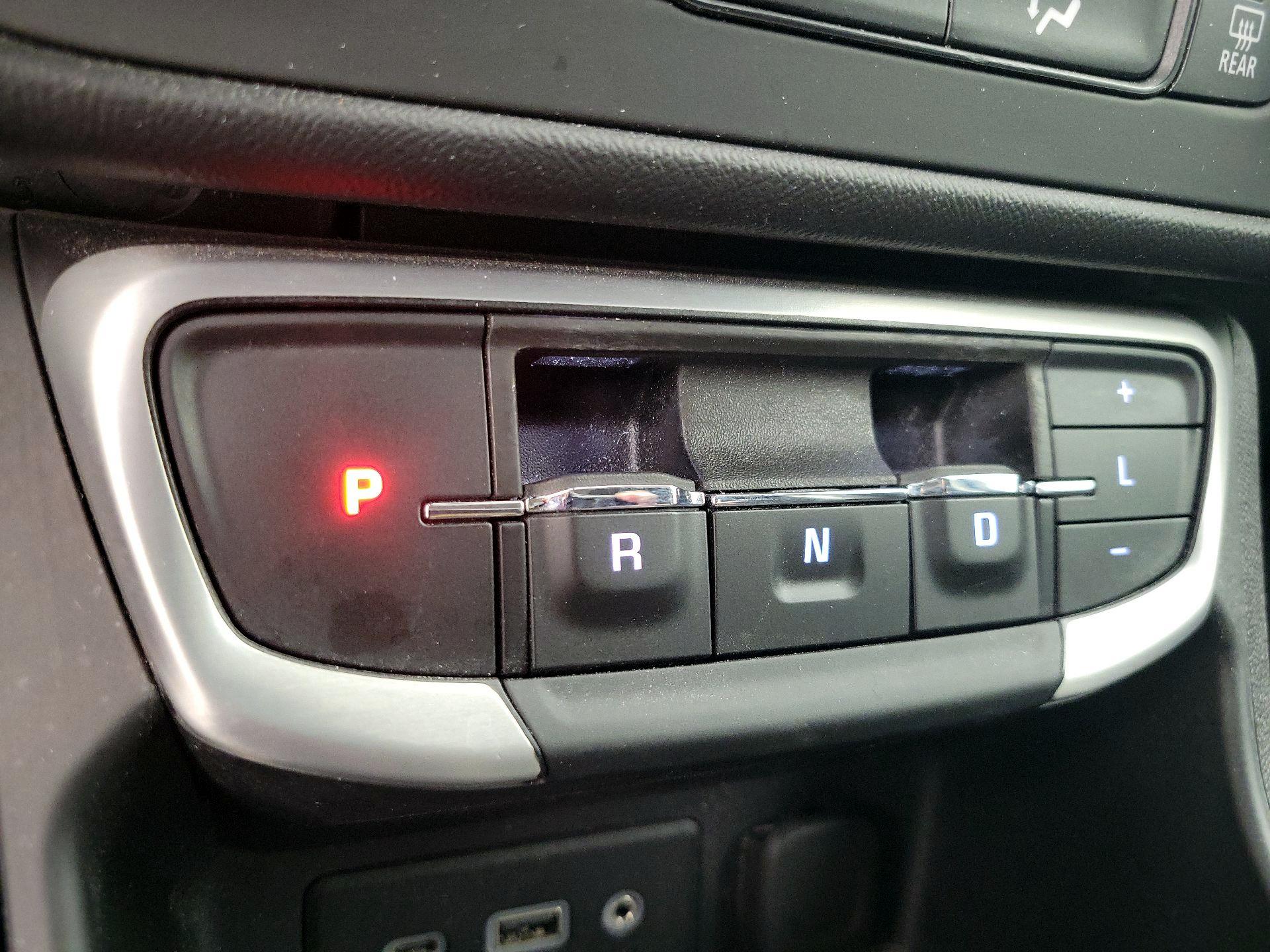 Thumbnail: 2024 GMC Terrain - 17