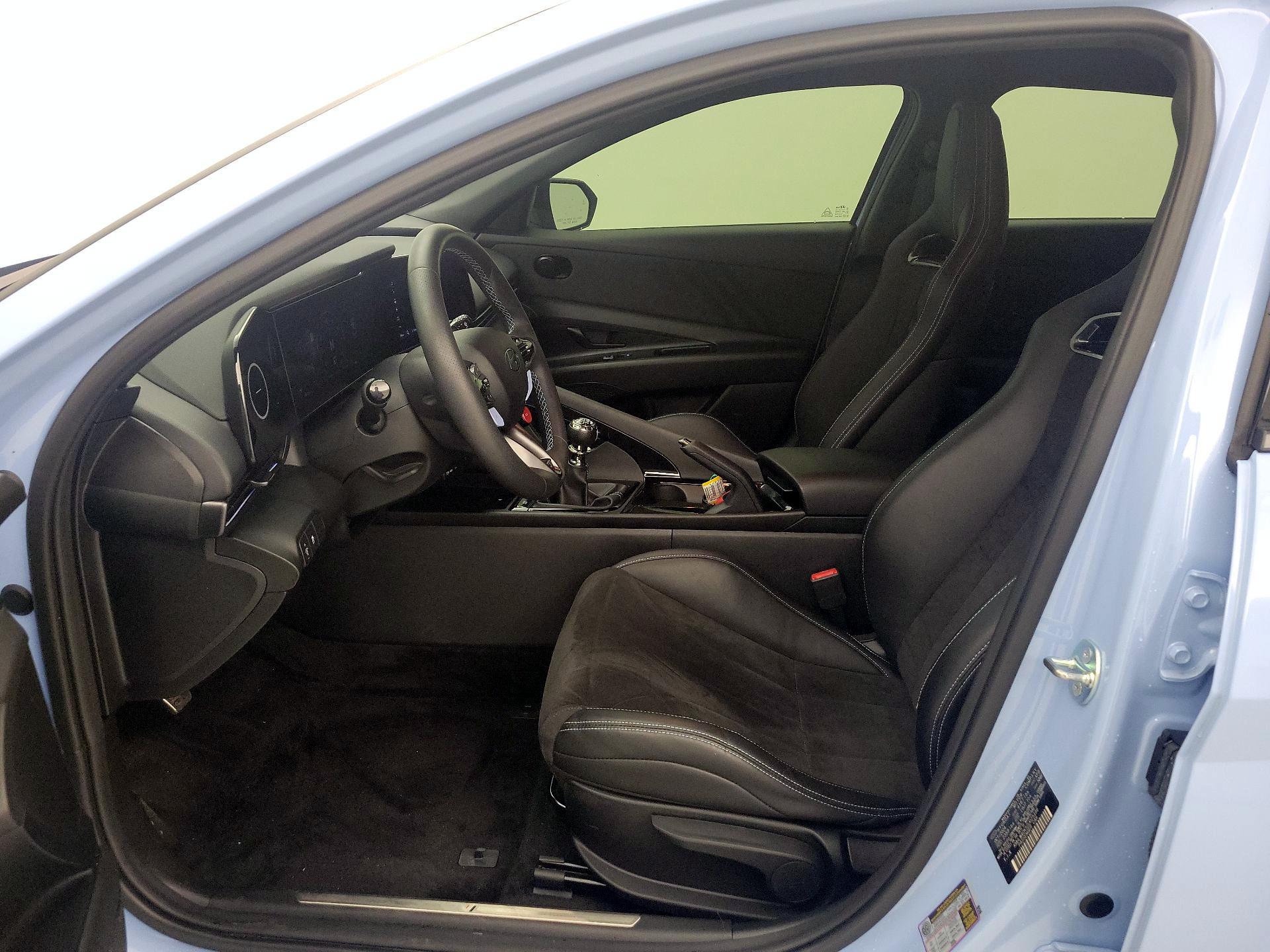 Thumbnail: 2025 Hyundai Elantra - 11