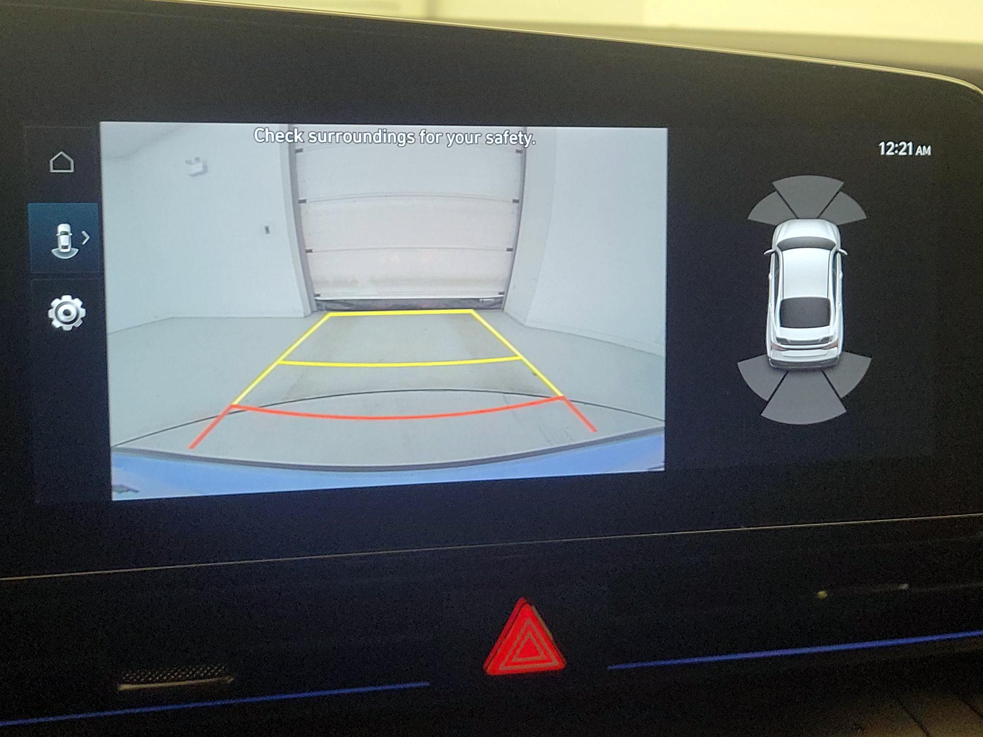 Thumbnail: 2025 Hyundai Elantra - 15