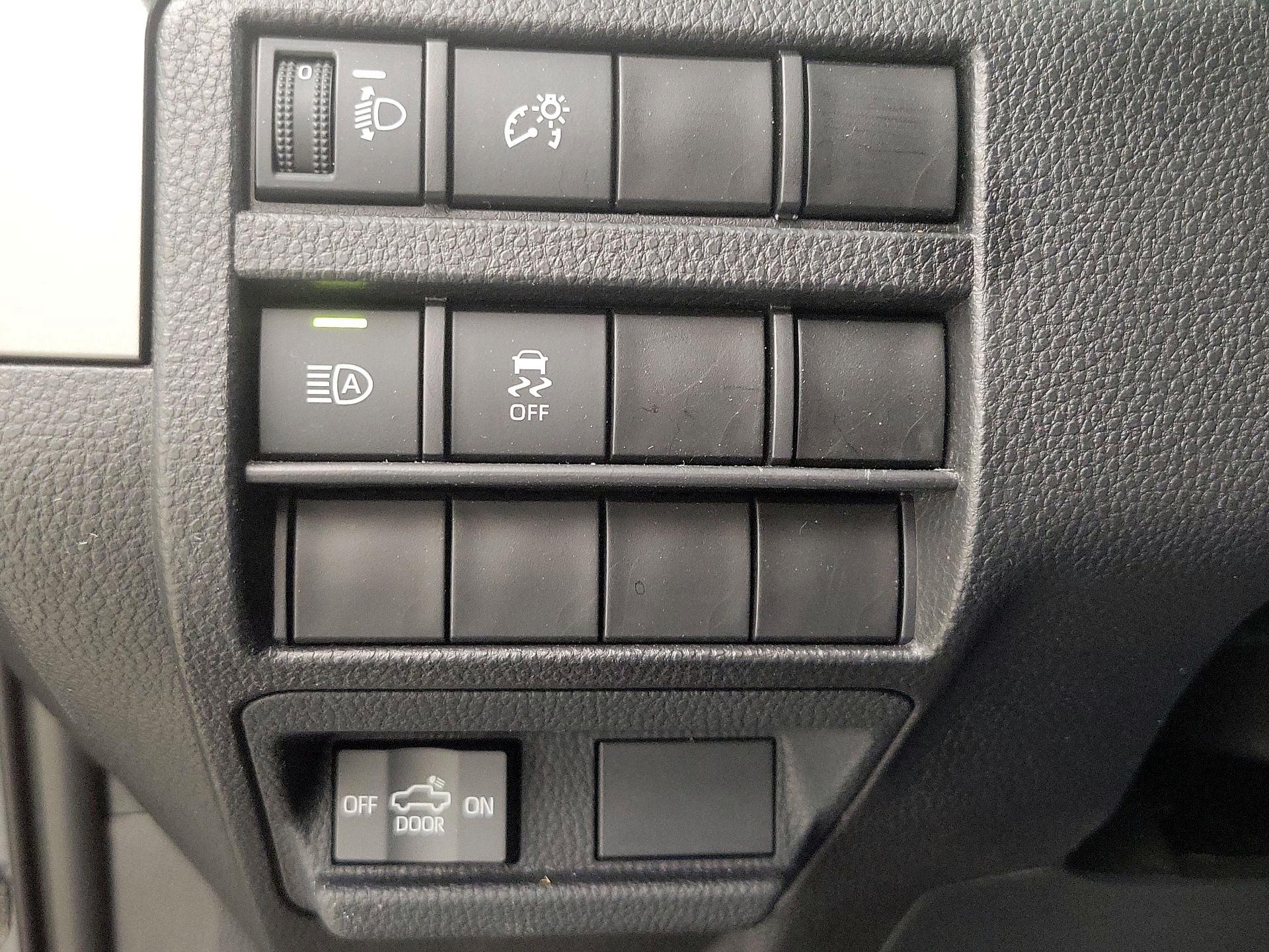 Thumbnail: 2024 Toyota Tacoma - 13