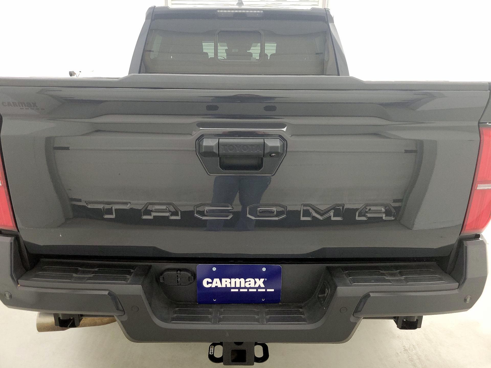 Thumbnail: 2024 Toyota Tacoma - 20