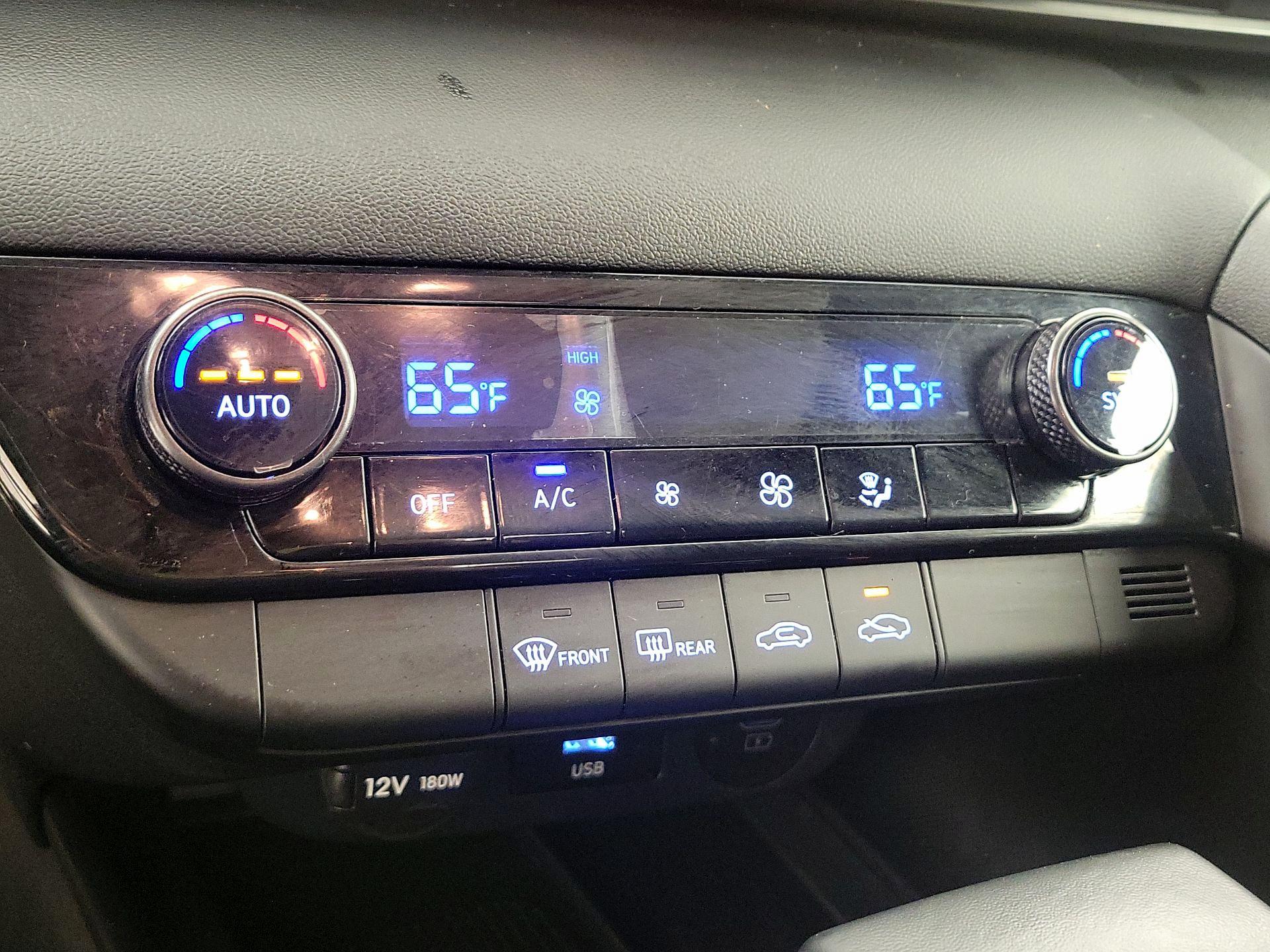 Thumbnail: 2025 Hyundai Elantra - 16