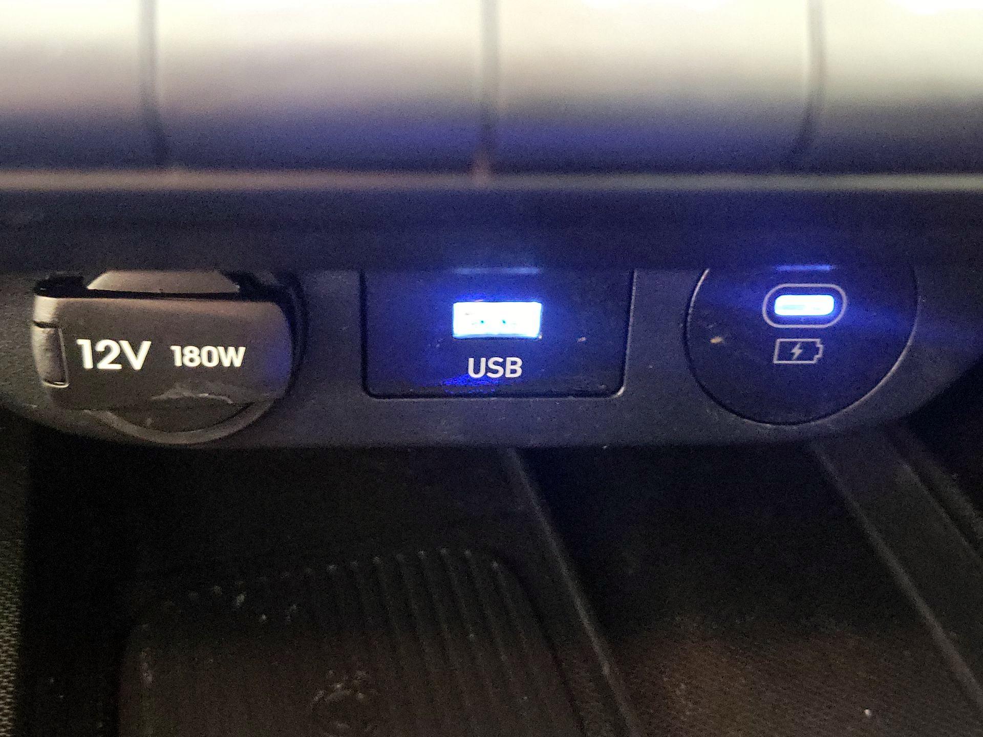 Thumbnail: 2025 Hyundai Elantra - 18