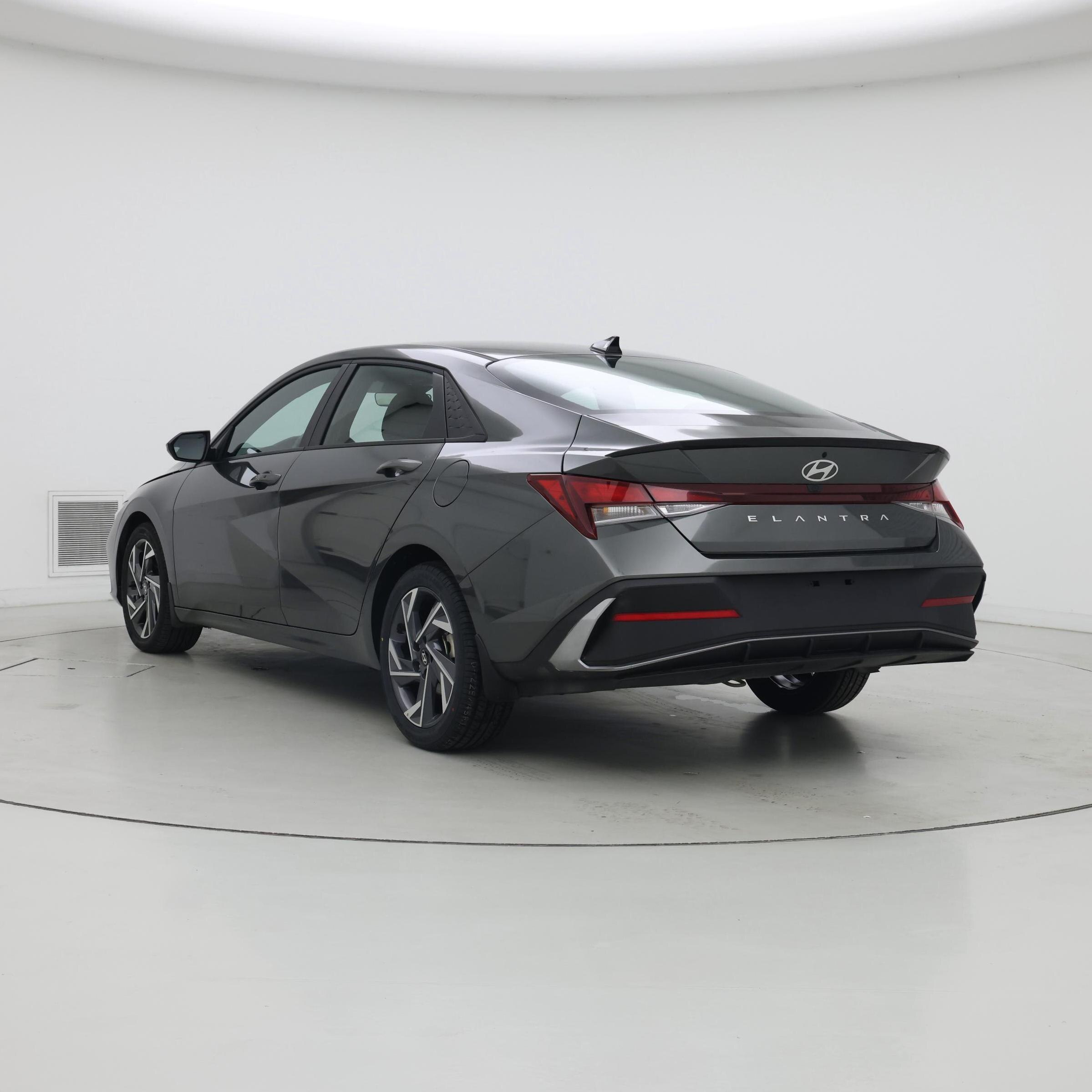 Thumbnail: 2025 Hyundai Elantra - 2