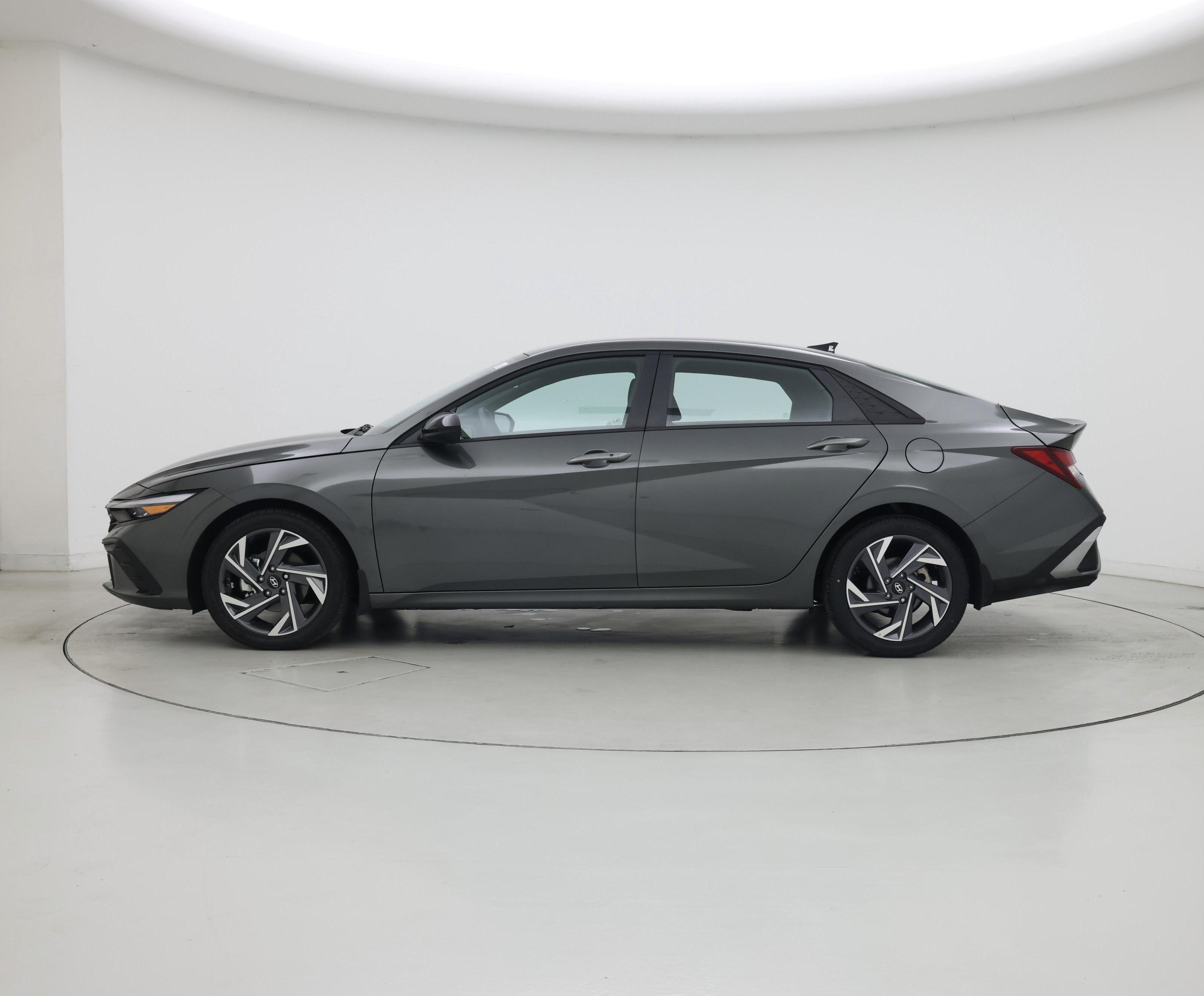 Thumbnail: 2025 Hyundai Elantra - 3