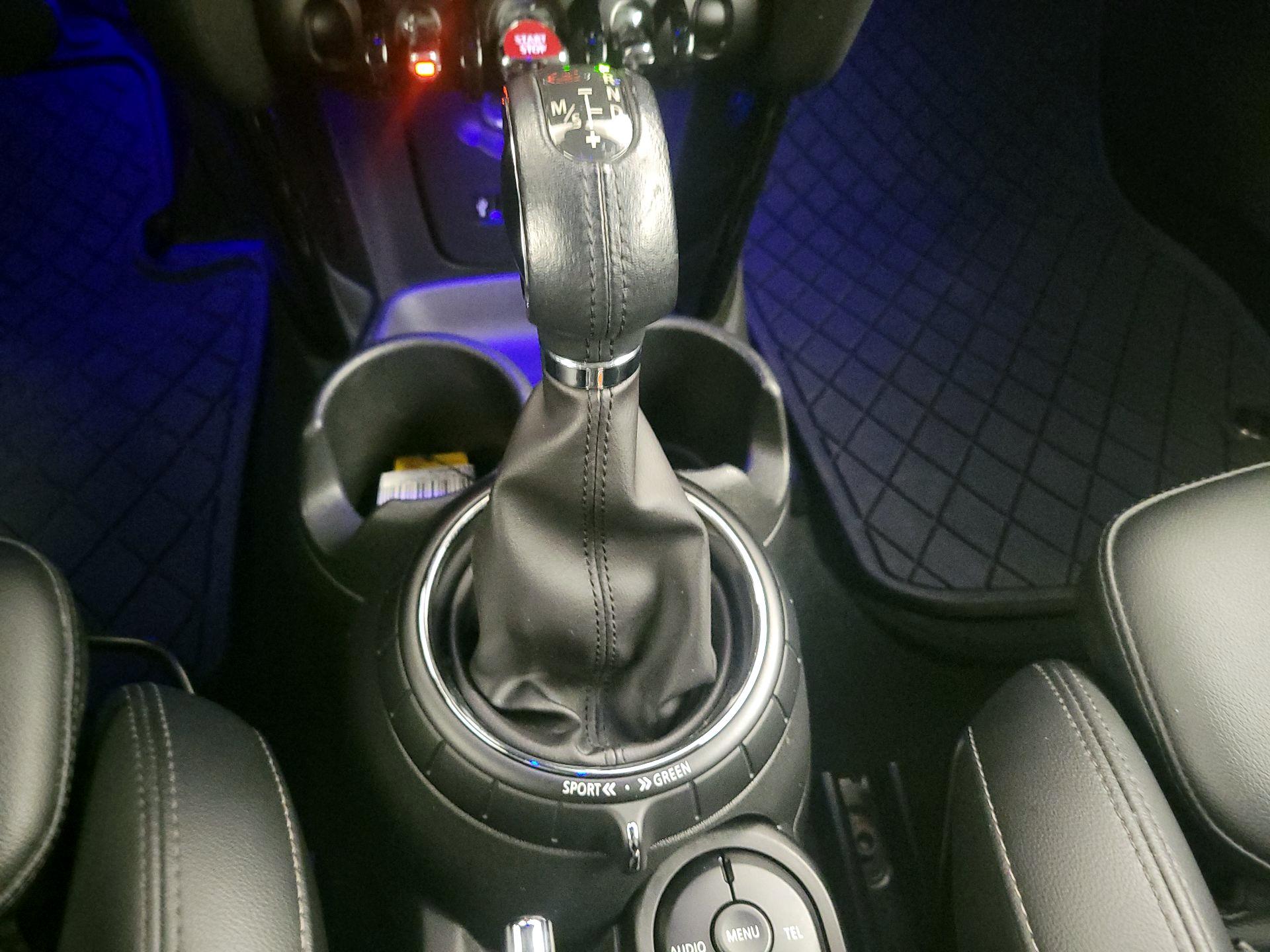 Thumbnail: 2016 MINI Cooper Hardtop - 16