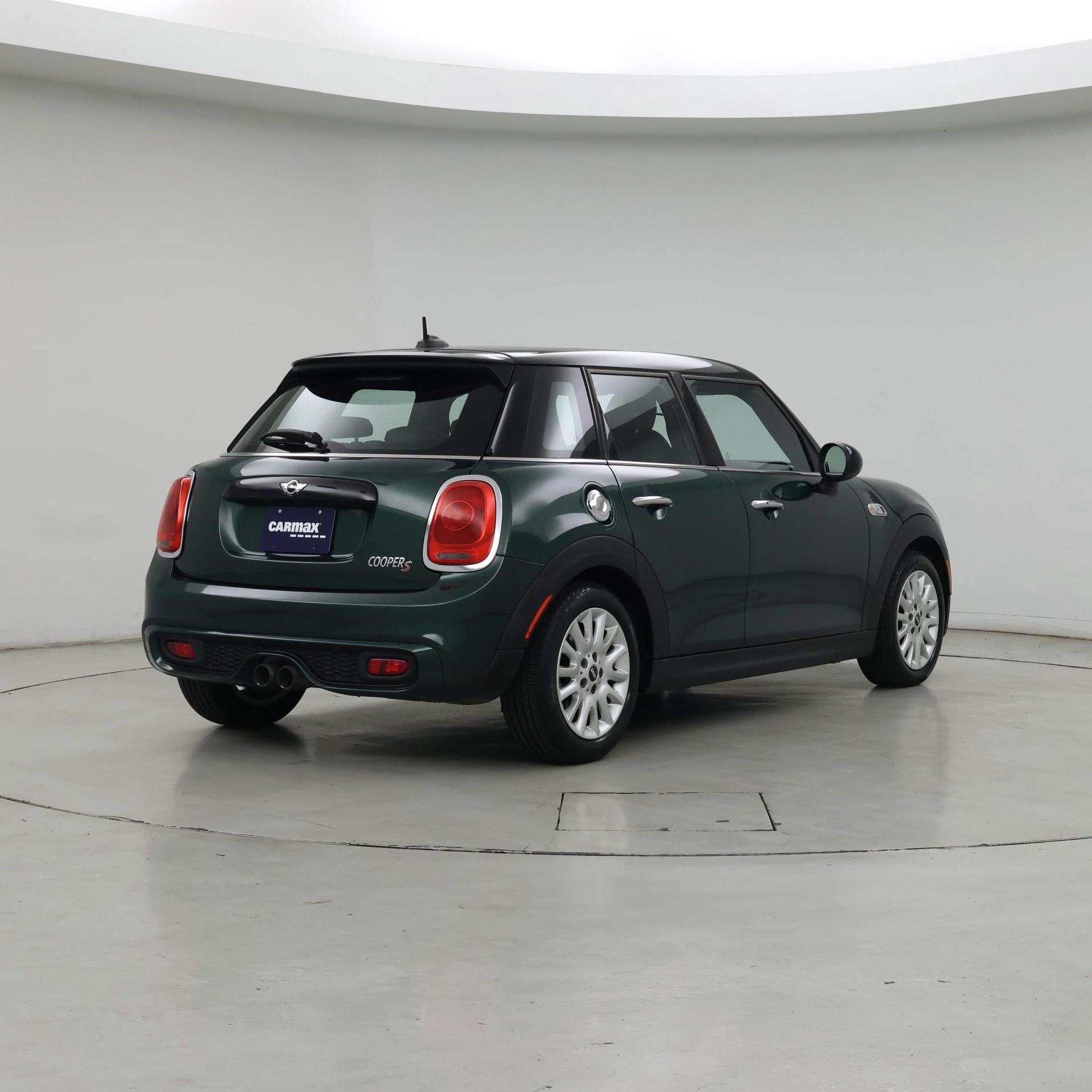 Thumbnail: 2016 MINI Cooper Hardtop - 8