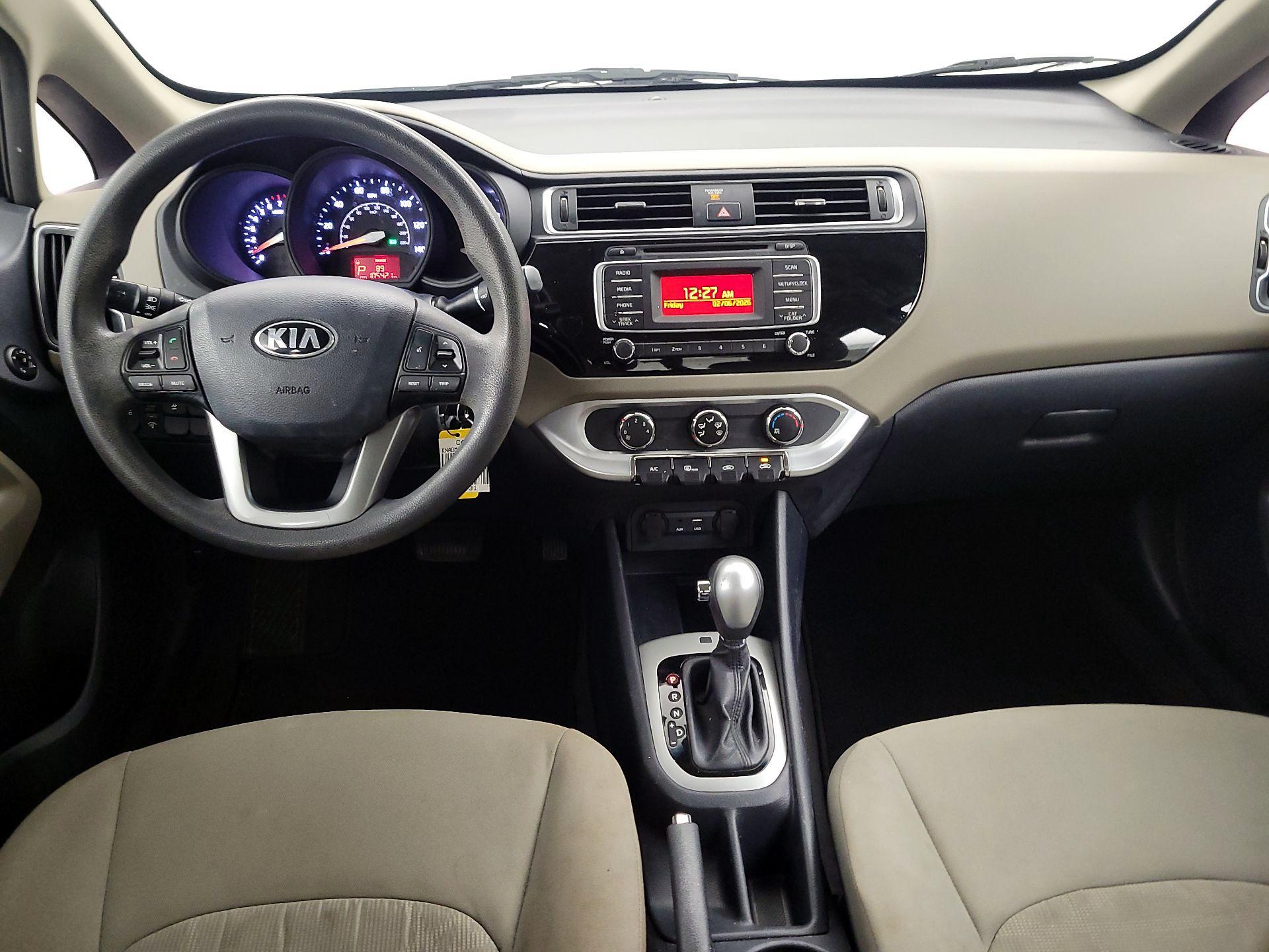 Thumbnail: 2017 Kia Rio - 9