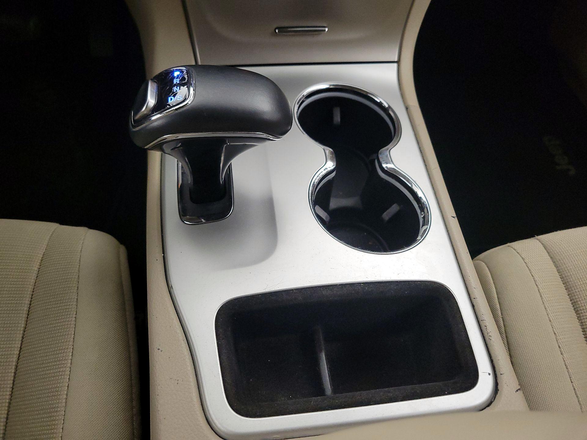 Thumbnail: 2014 Jeep Grand Cherokee - 16