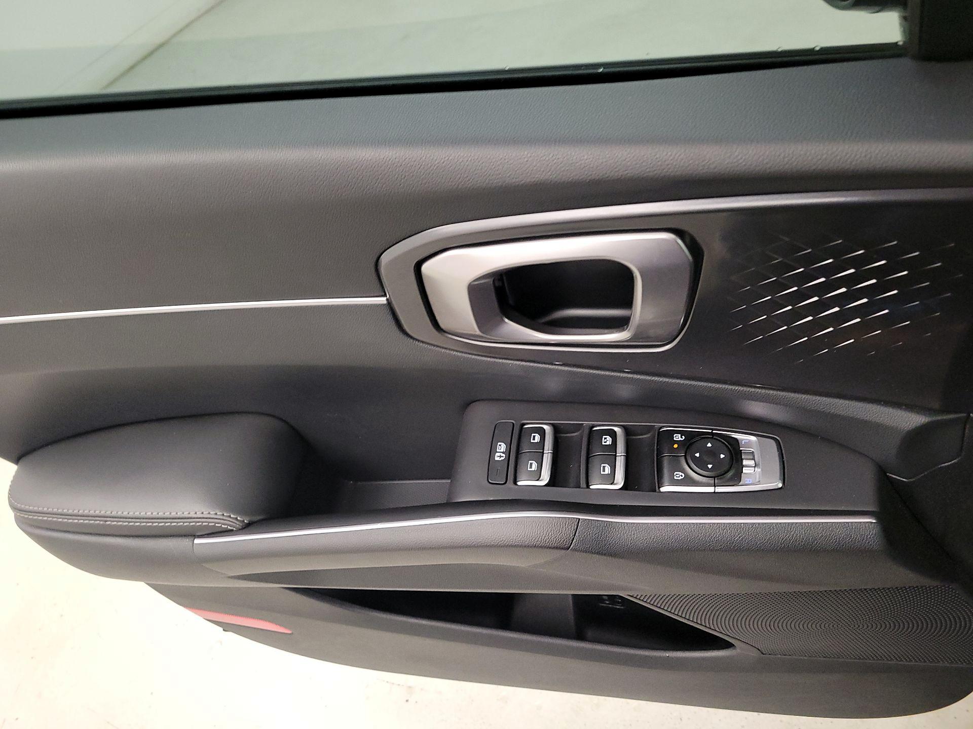 Thumbnail: 2024 Kia Sorento - 12