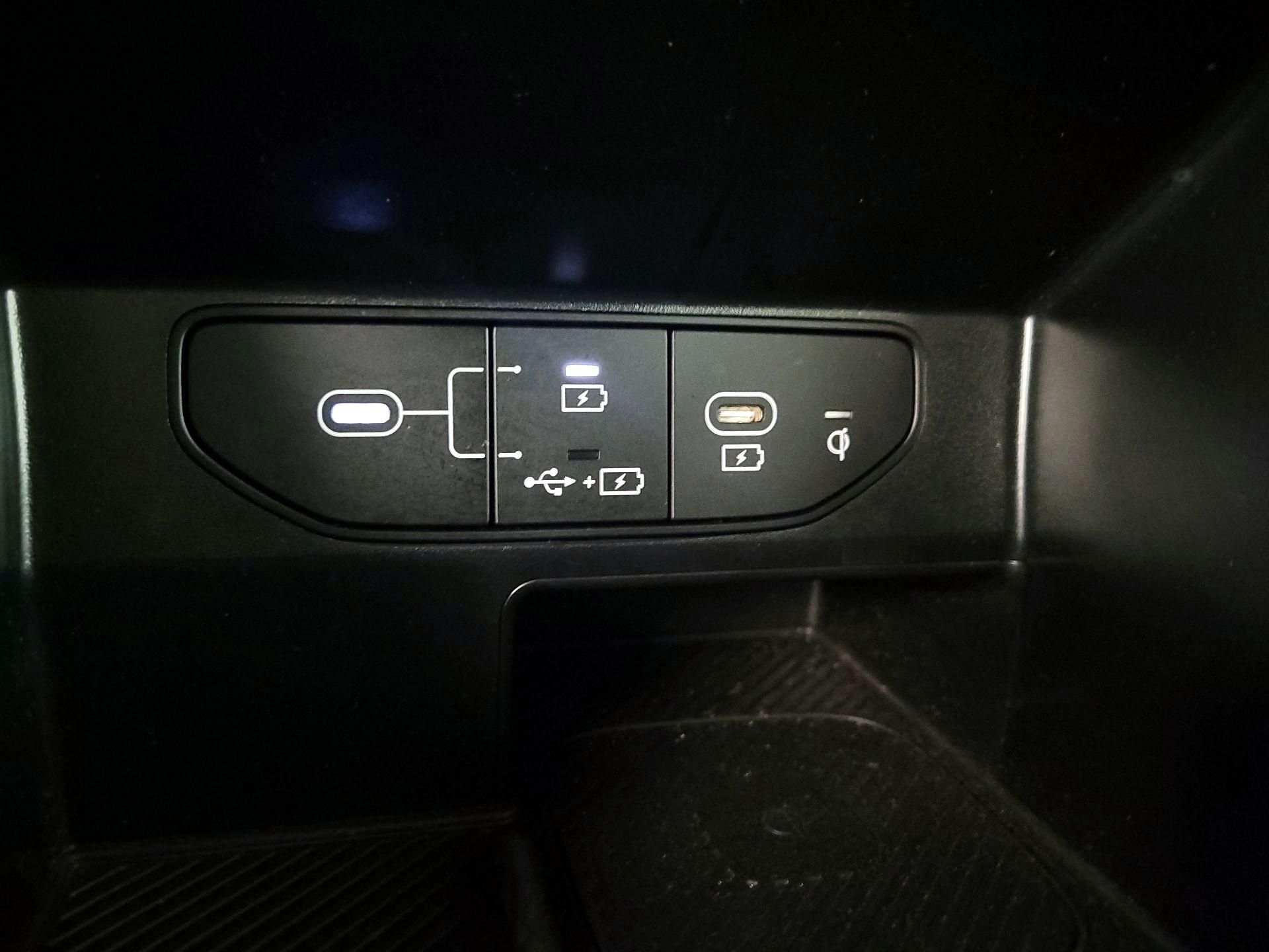 Thumbnail: 2024 Kia Sorento - 19