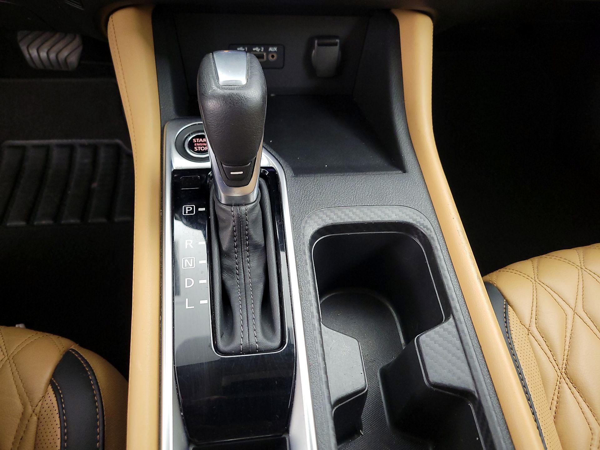 Thumbnail: 2021 Nissan Sentra - 17