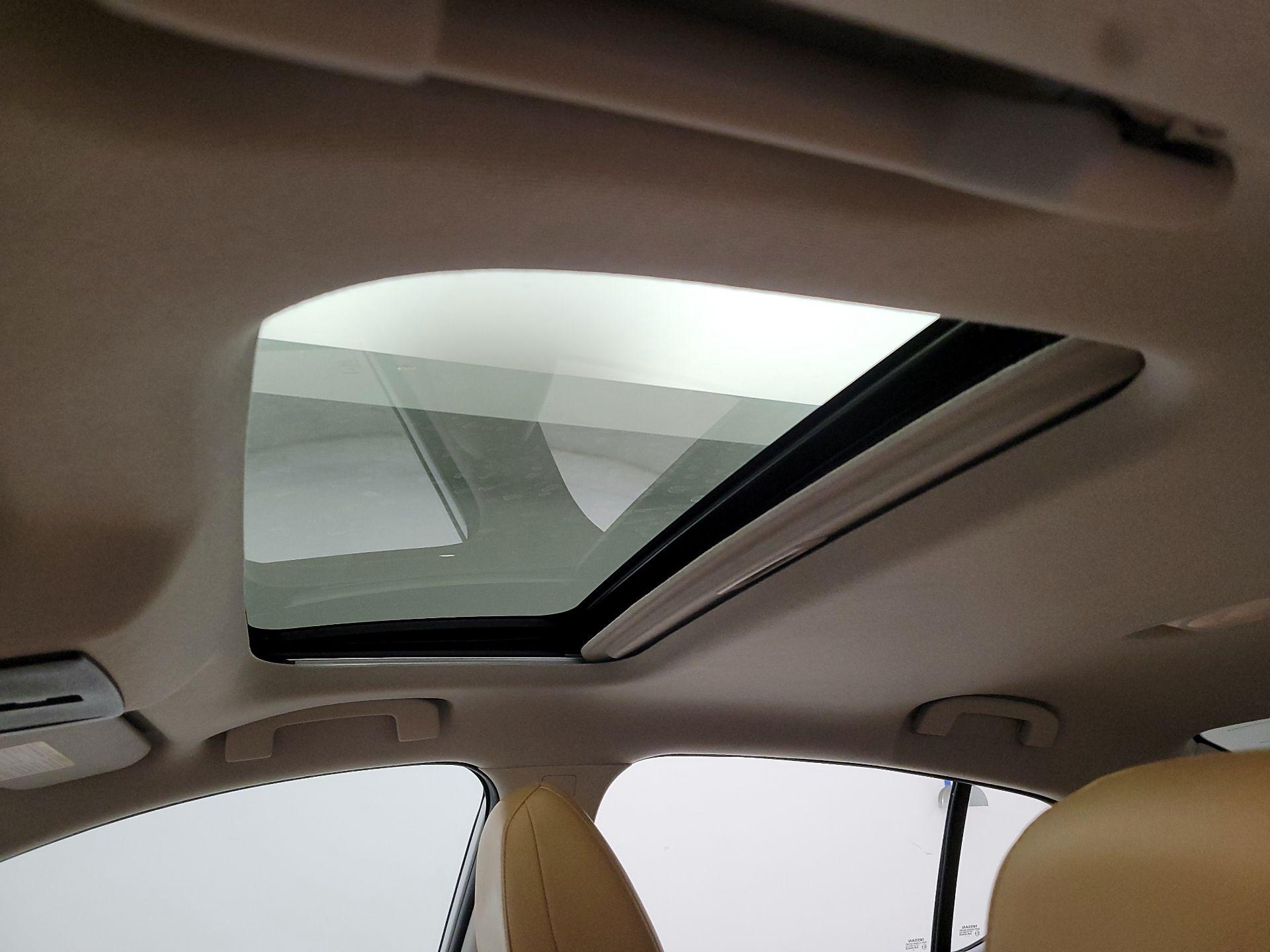 Thumbnail: 2021 Nissan Sentra - 19