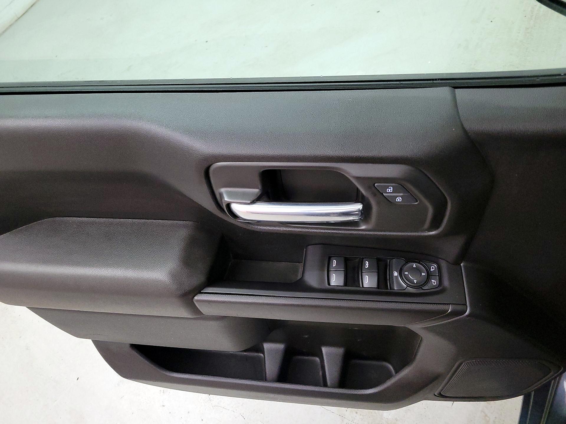 Thumbnail: 2022 Chevrolet Silverado 1500 - 12