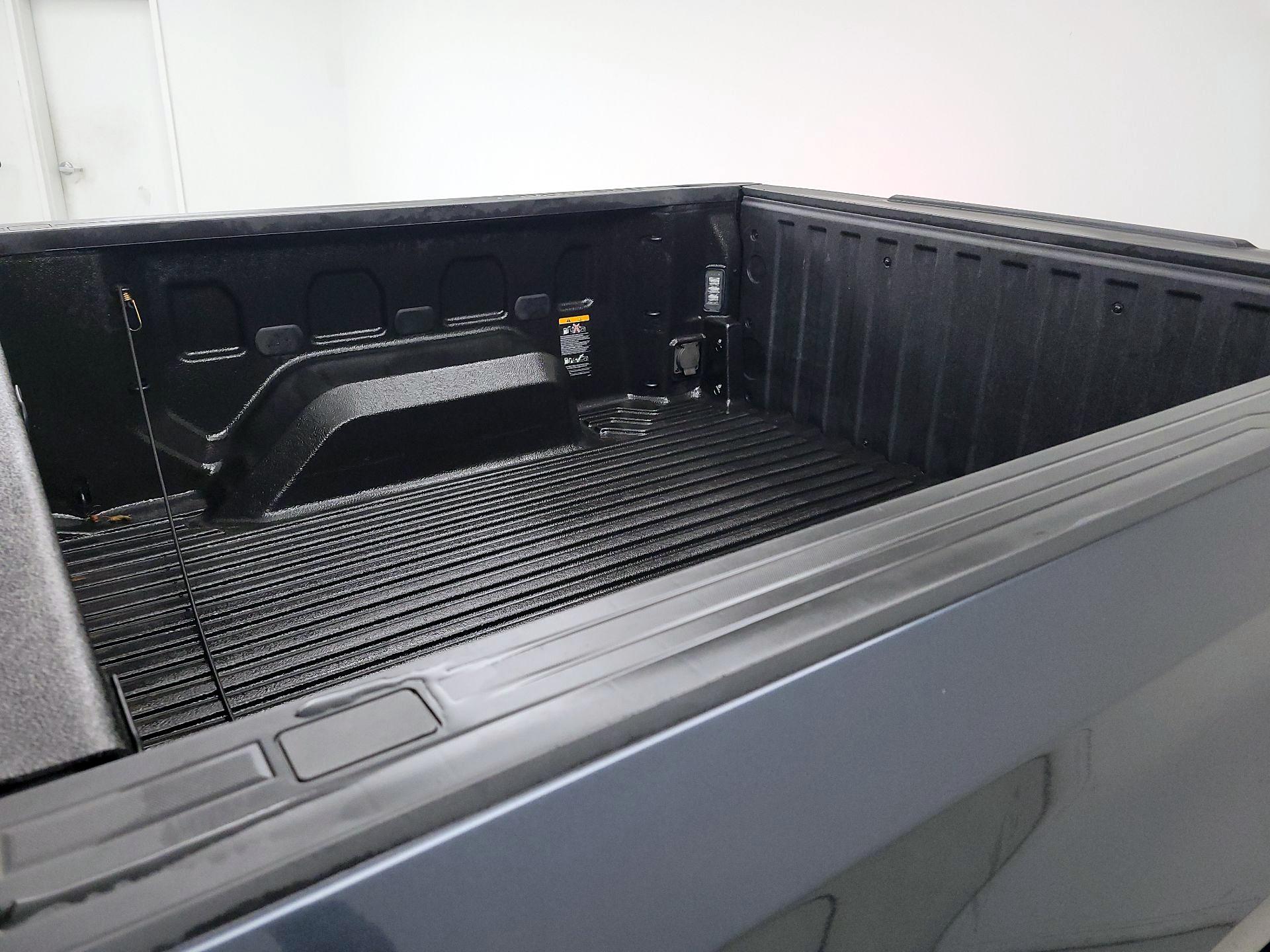 Thumbnail: 2022 Chevrolet Silverado 1500 - 20