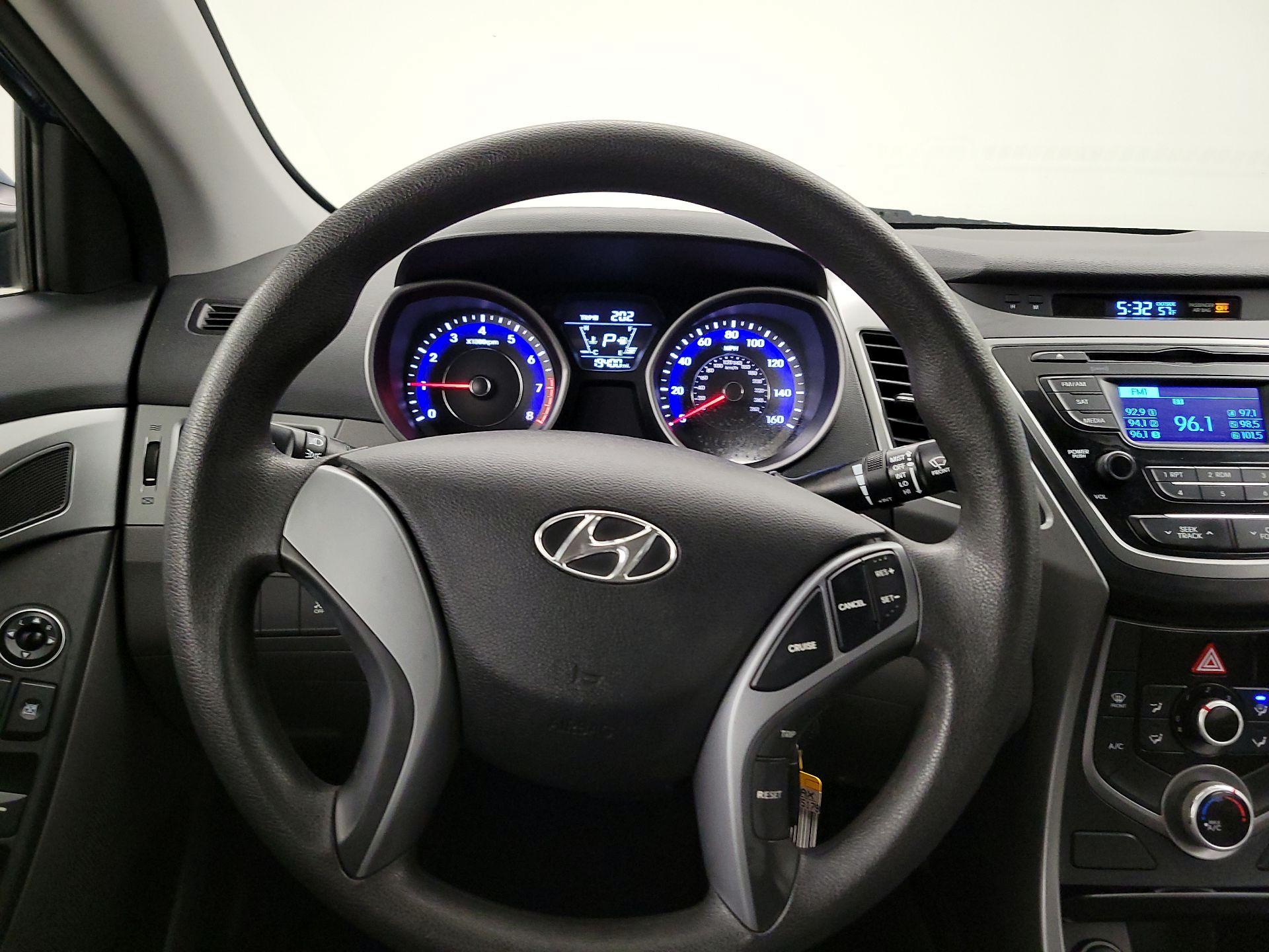 Thumbnail: 2016 Hyundai Elantra - 10