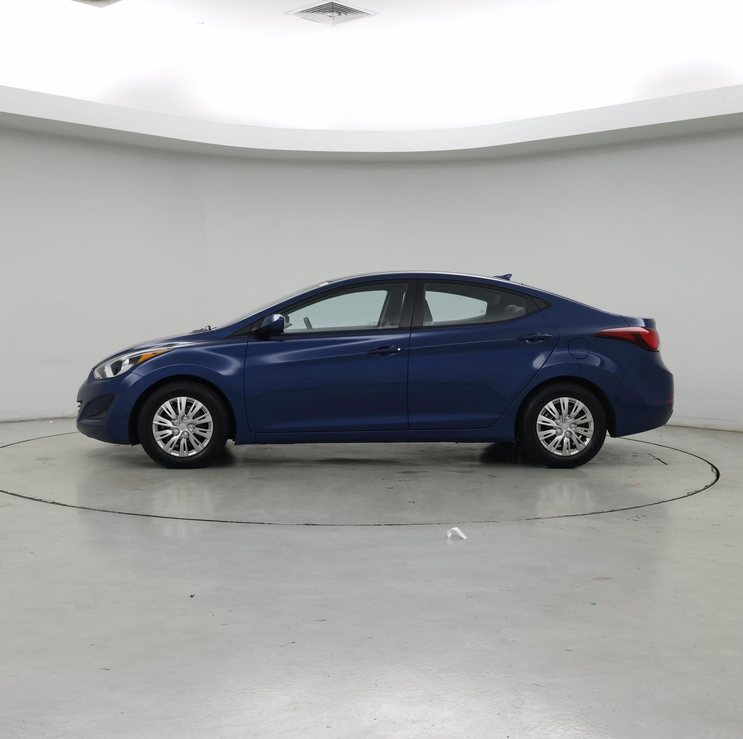 Thumbnail: 2016 Hyundai Elantra - 3