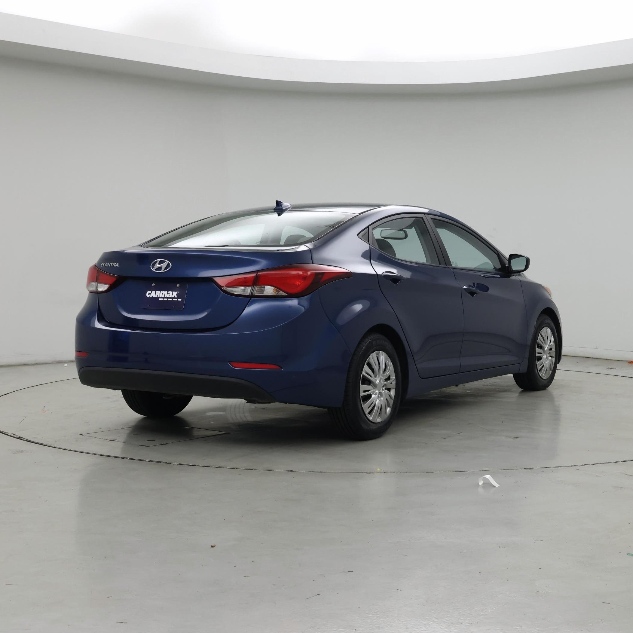 Thumbnail: 2016 Hyundai Elantra - 8