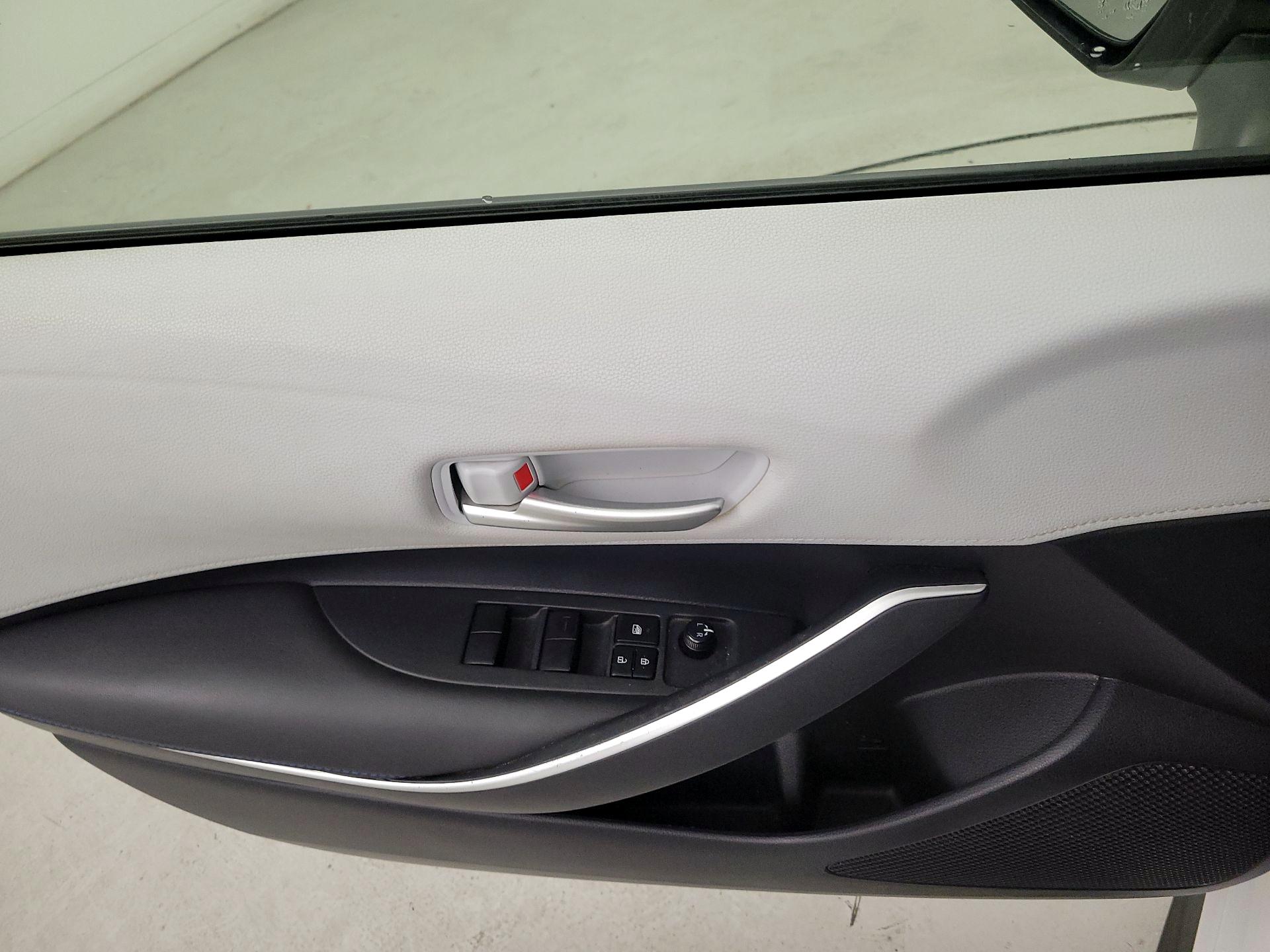 Thumbnail: 2020 Toyota Corolla - 12