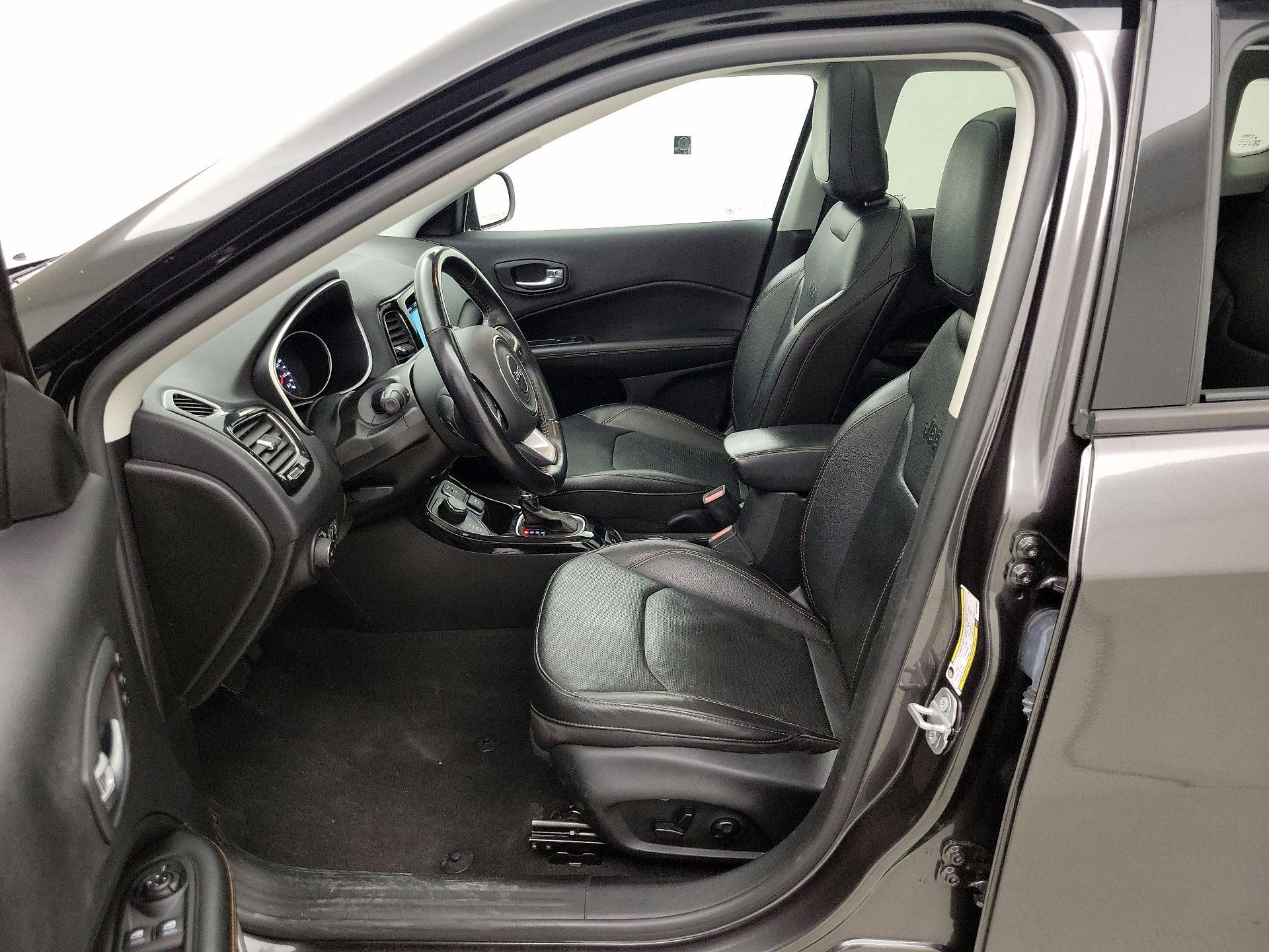 Thumbnail: 2021 Jeep Compass - 11