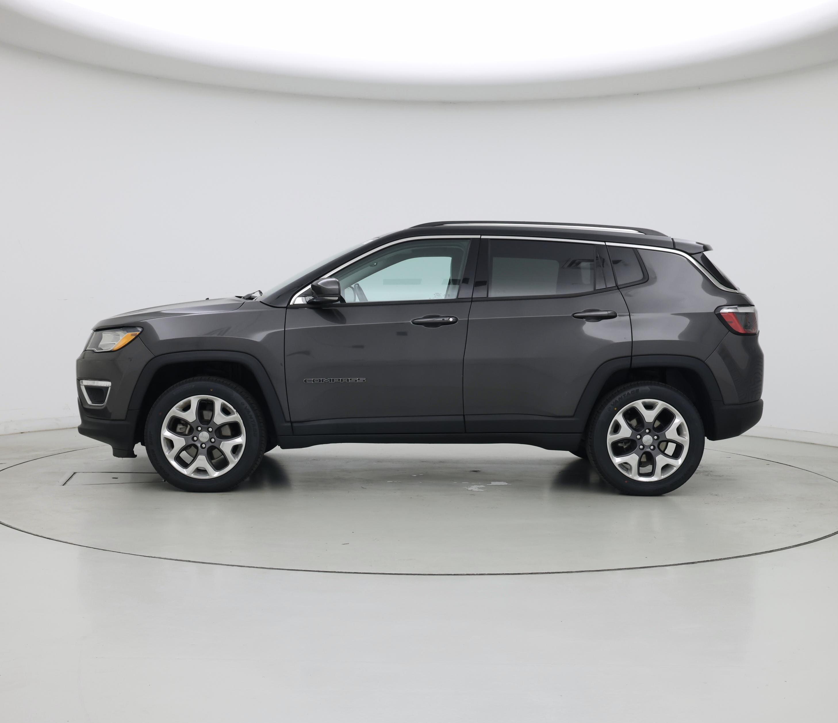 Thumbnail: 2021 Jeep Compass - 3