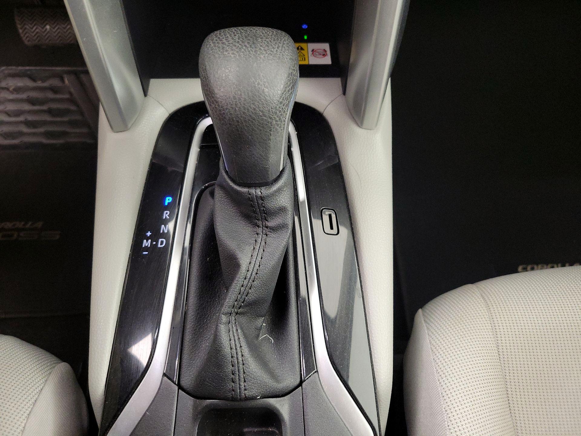 Thumbnail: 2022 Toyota Corolla Cross - 17