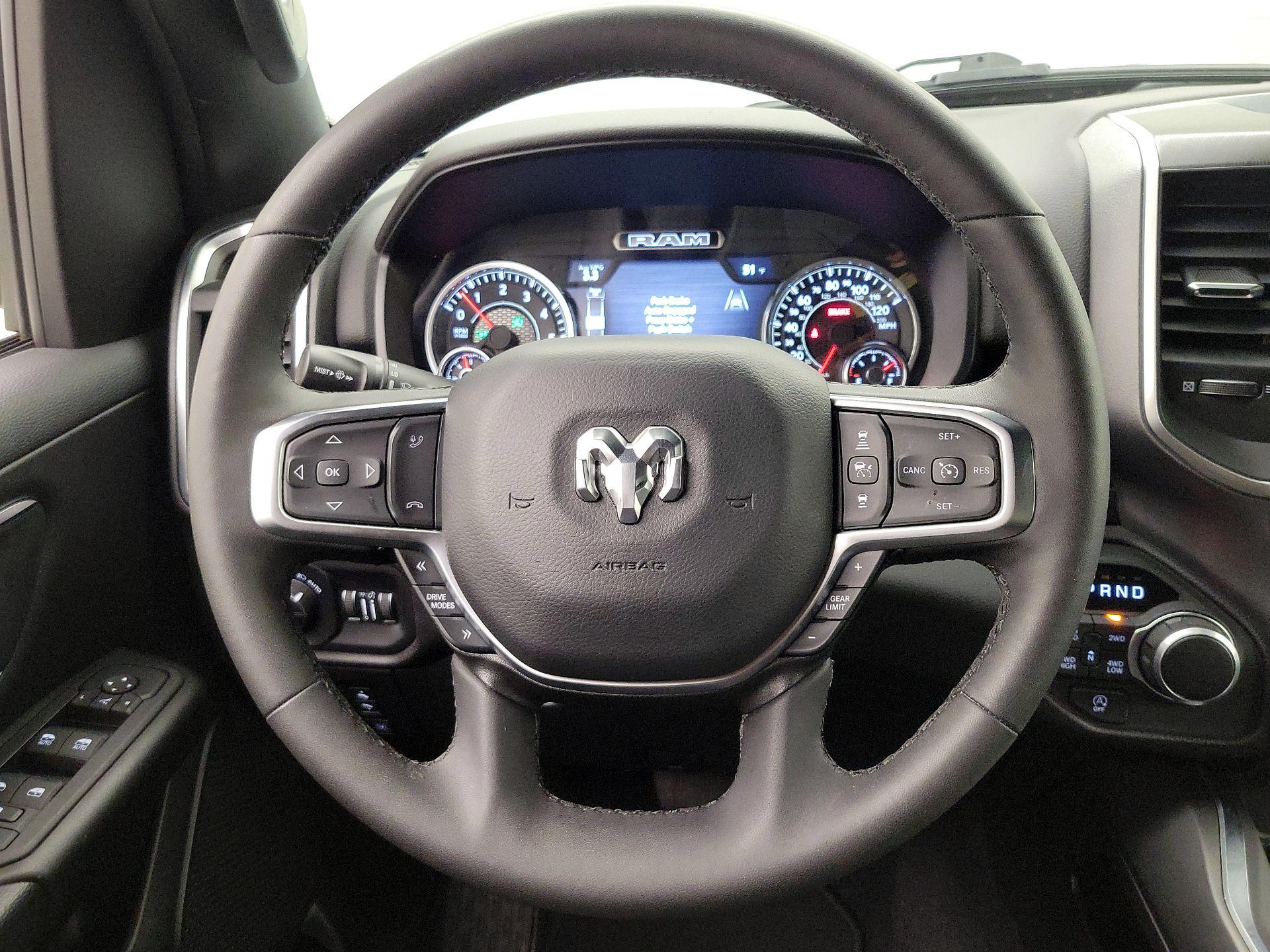 Thumbnail: 2025 RAM 1500 - 10