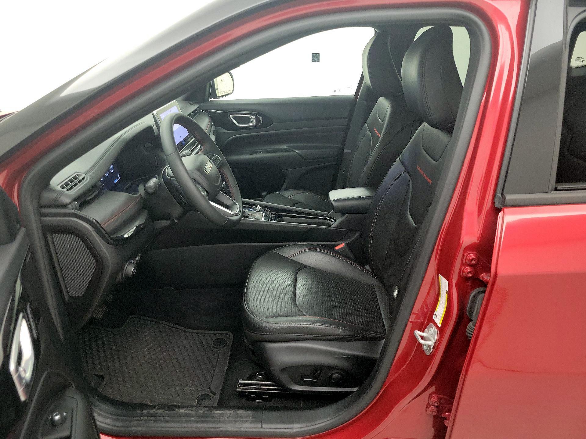 Thumbnail: 2025 Jeep Compass - 11