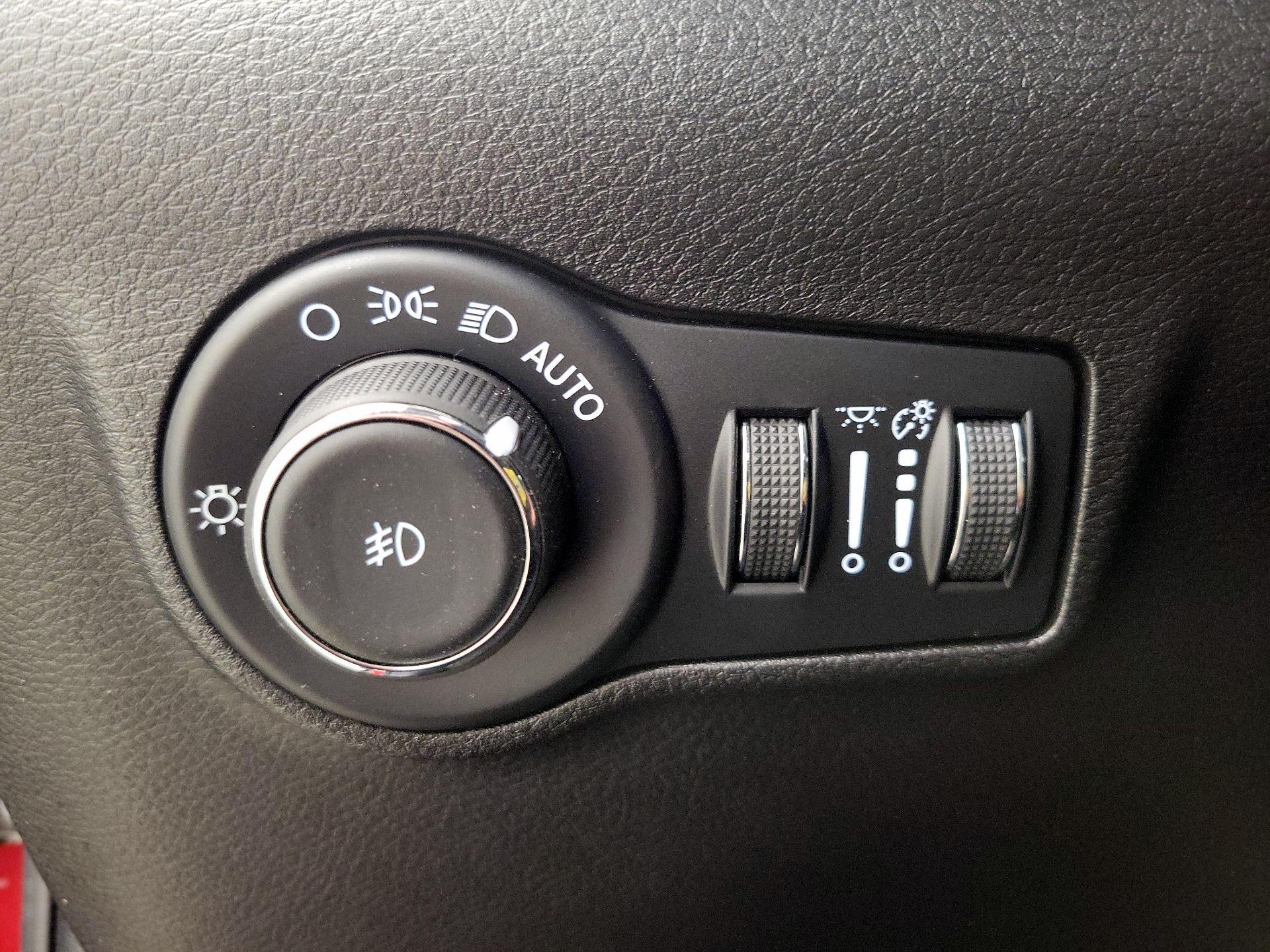 Thumbnail: 2025 Jeep Compass - 13