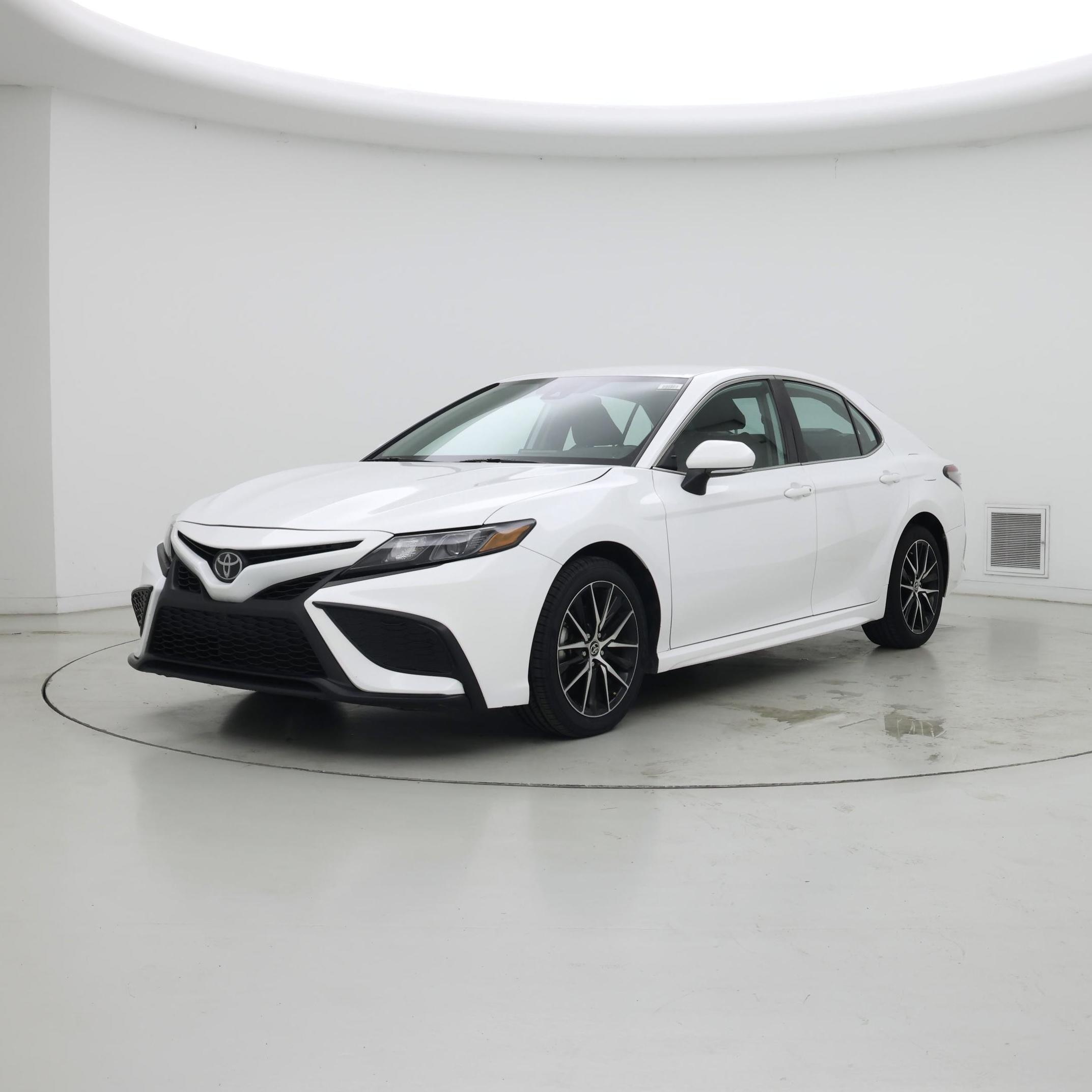Thumbnail: 2024 Toyota Camry - 4
