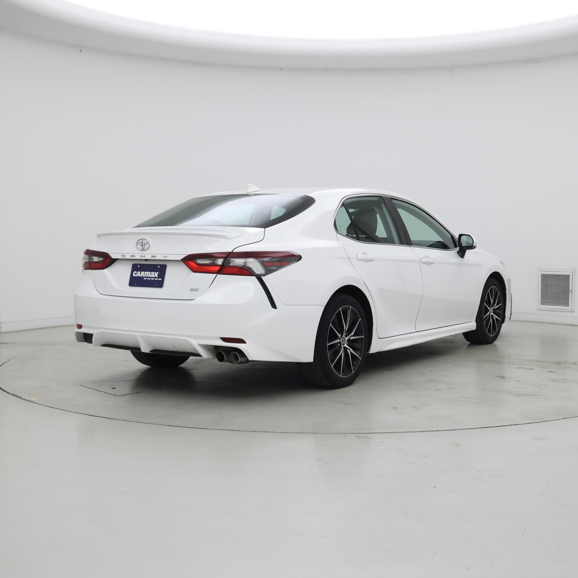 Thumbnail: 2024 Toyota Camry - 8