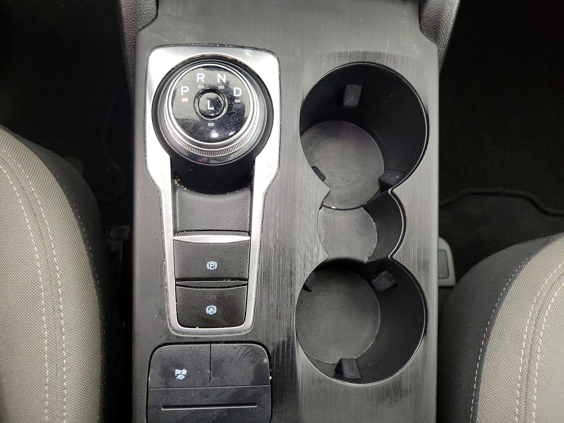 Thumbnail: 2021 Ford Escape - 17