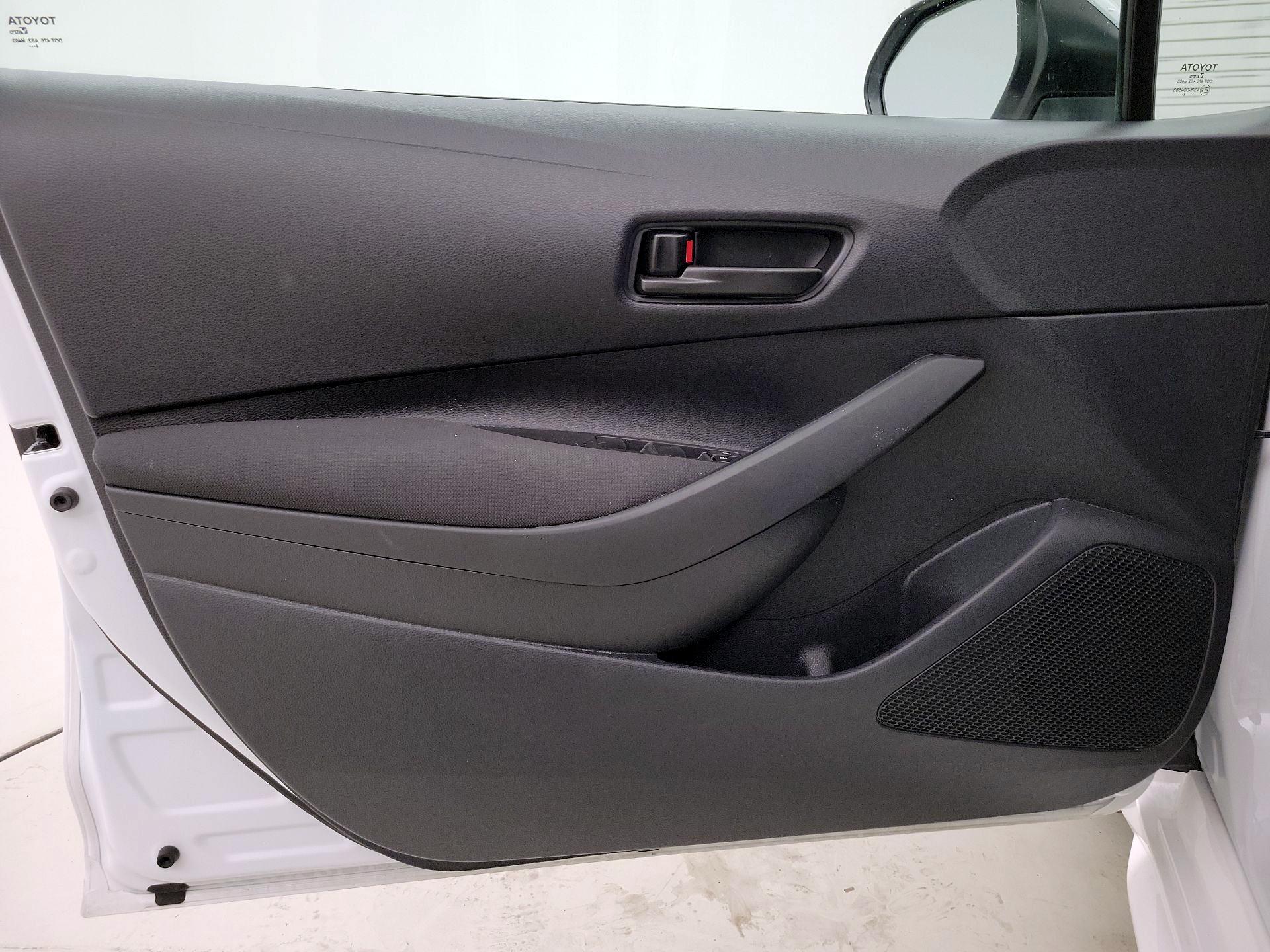 Thumbnail: 2025 Toyota Corolla - 12