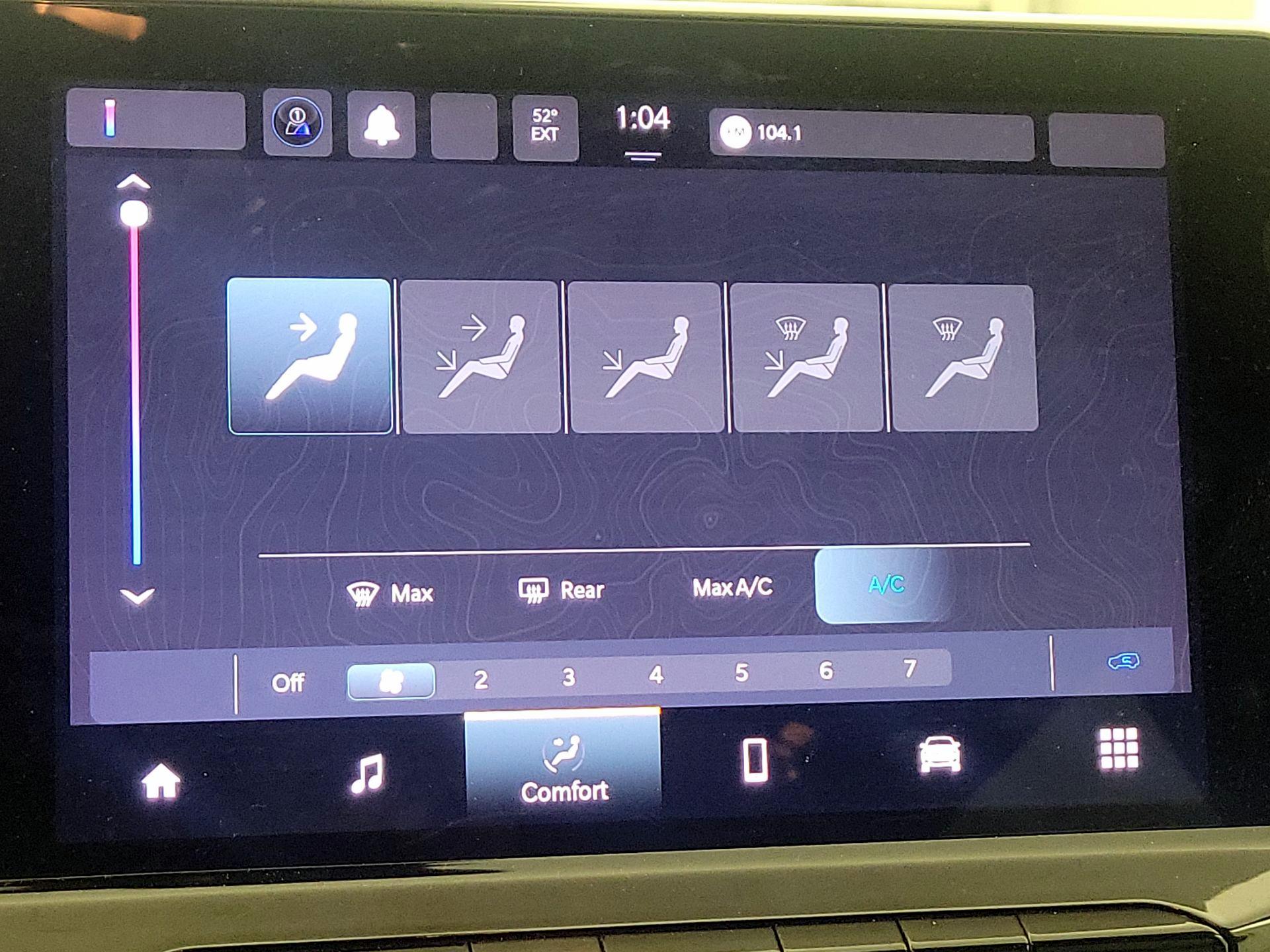 Thumbnail: 2024 Jeep Compass - 16