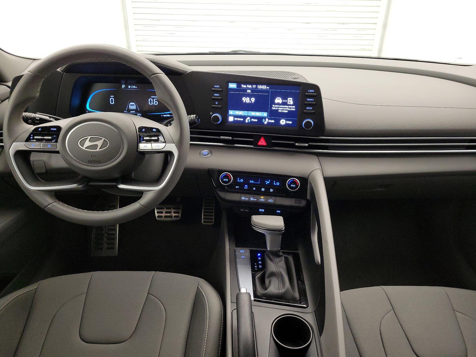 Thumbnail: 2025 Hyundai Elantra - 9