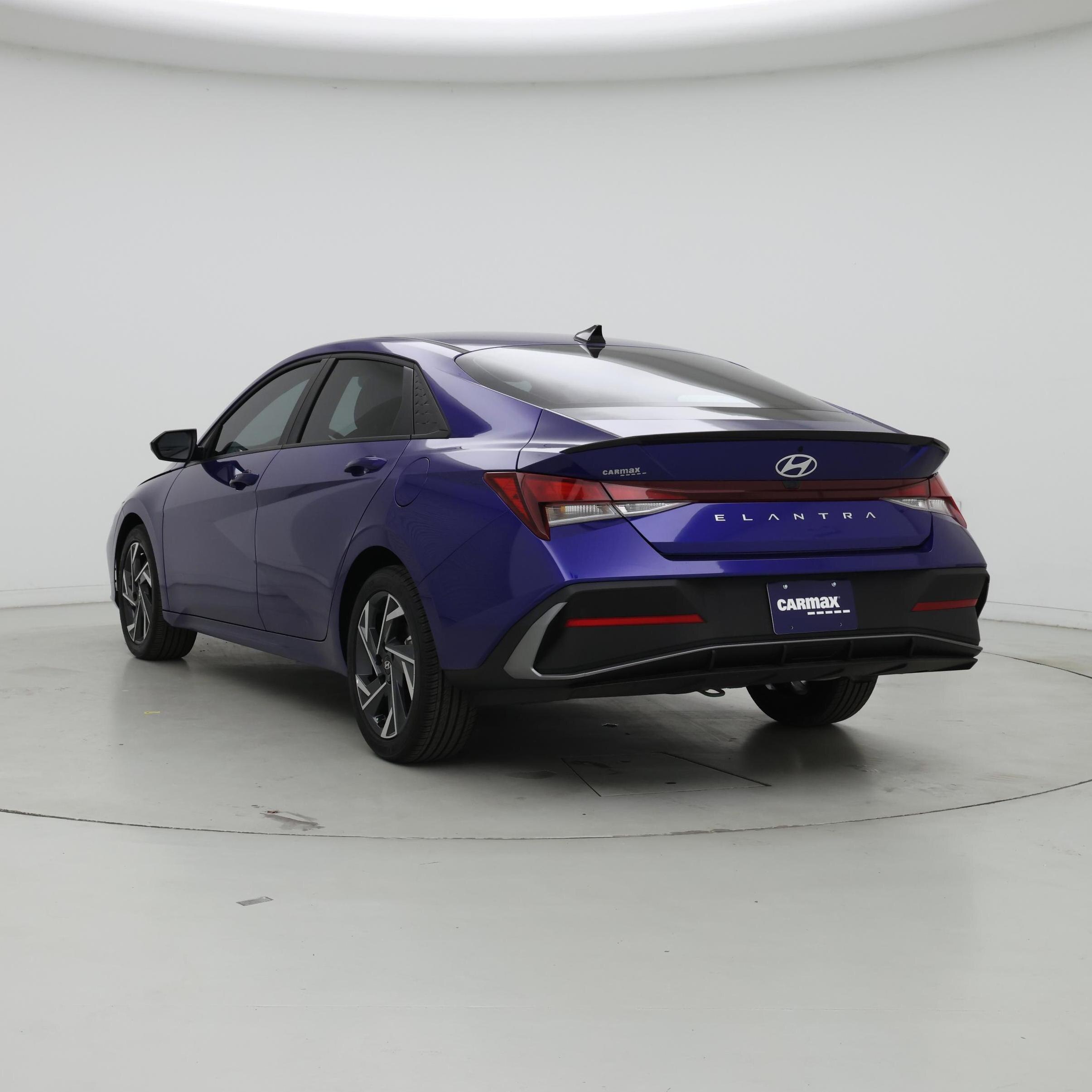 Thumbnail: 2025 Hyundai Elantra - 2