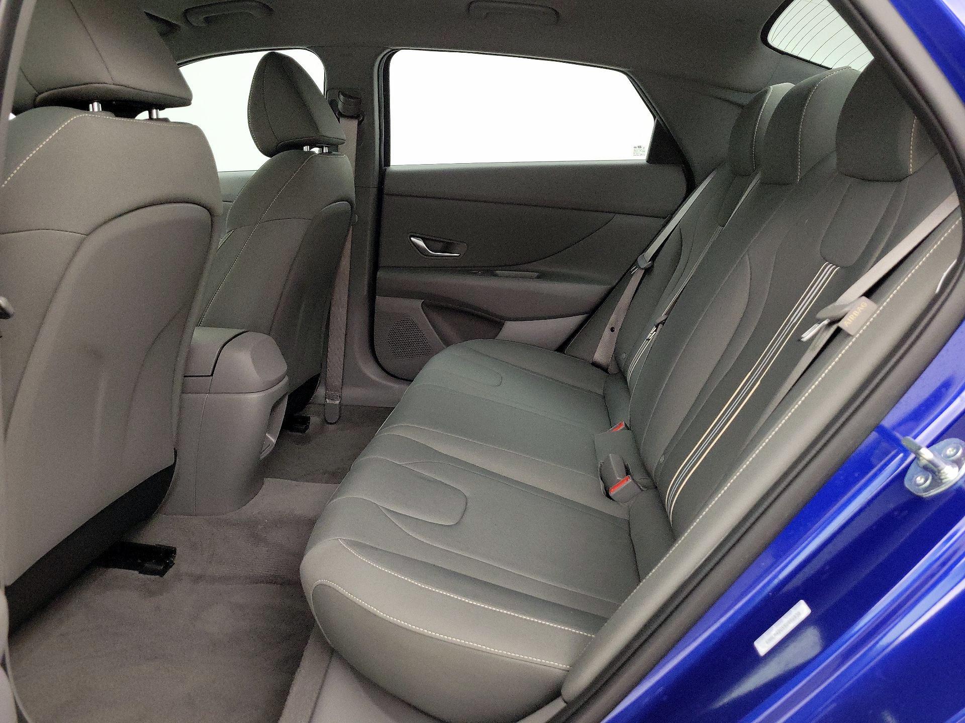 Thumbnail: 2025 Hyundai Elantra - 19