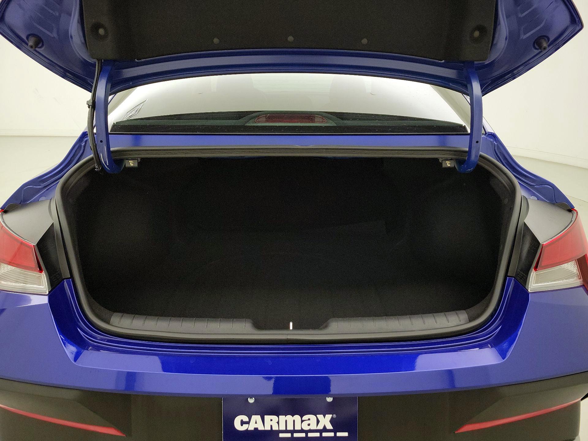 Thumbnail: 2025 Hyundai Elantra - 20