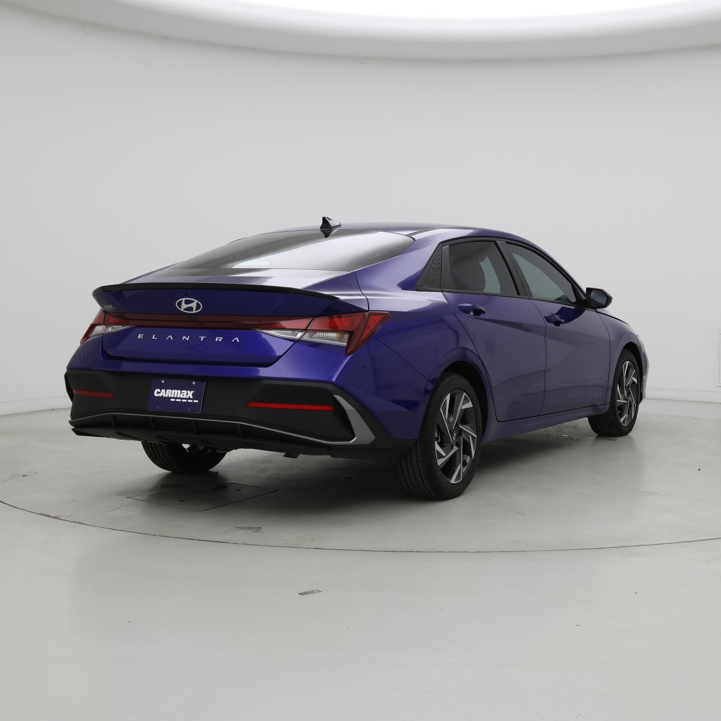 Thumbnail: 2025 Hyundai Elantra - 8