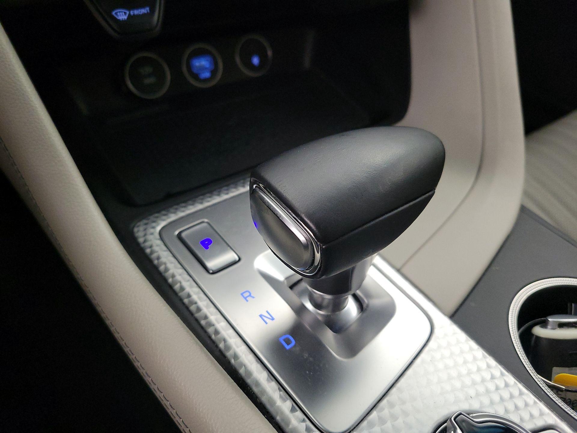 Thumbnail: 2023 Genesis G70 - 18