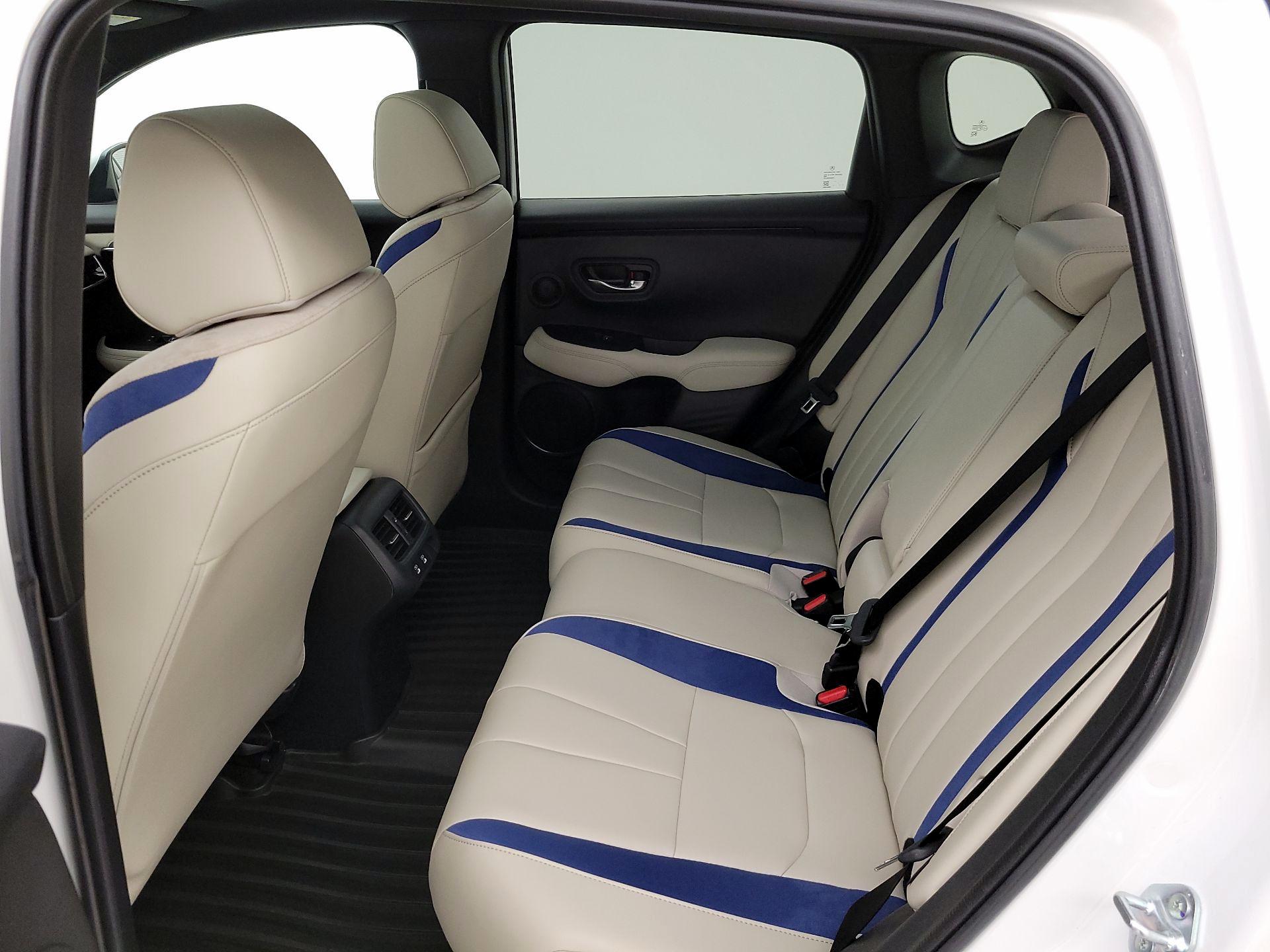 Thumbnail: 2025 Acura ADX - 20