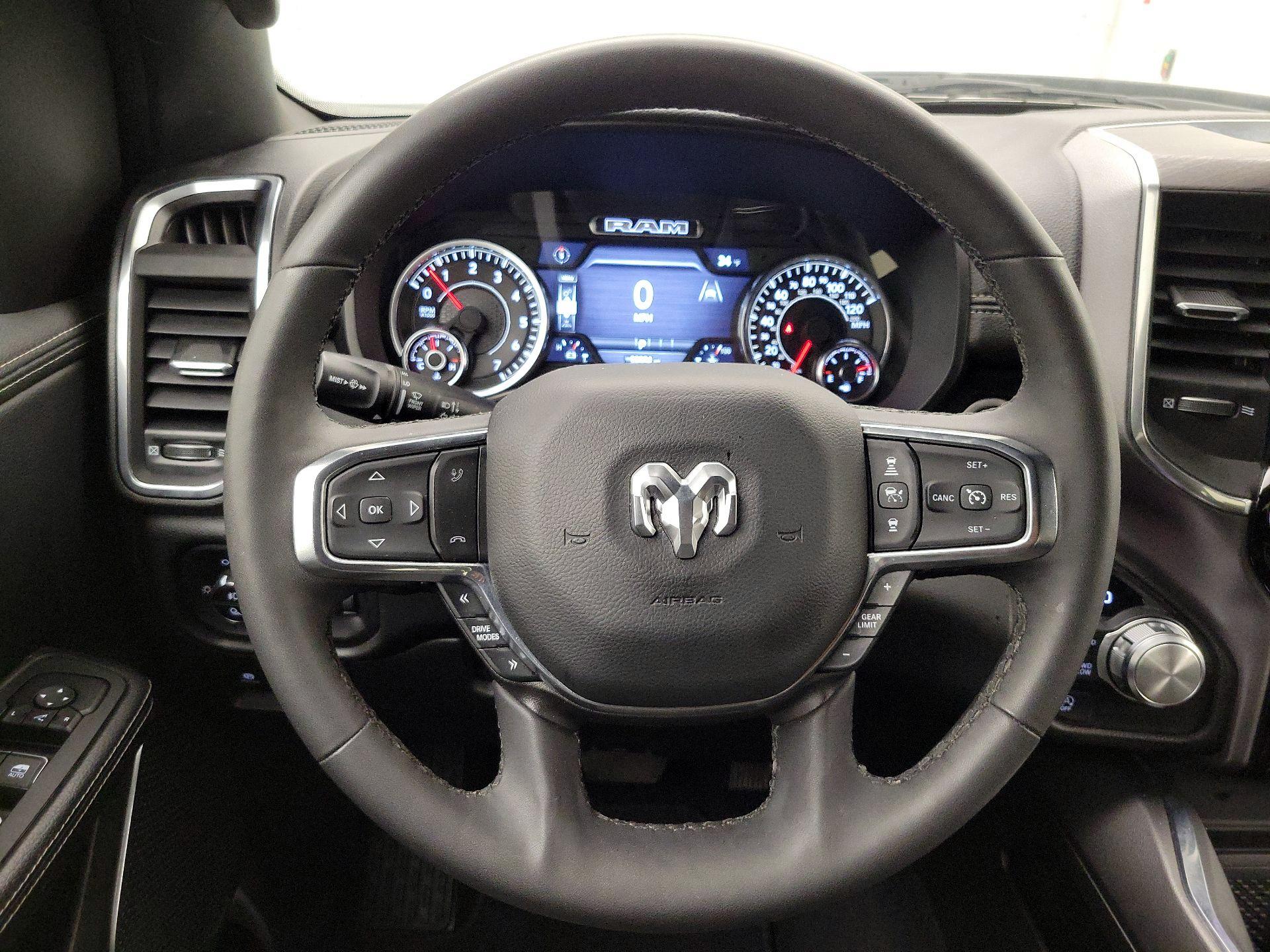 Thumbnail: 2025 RAM 1500 - 10