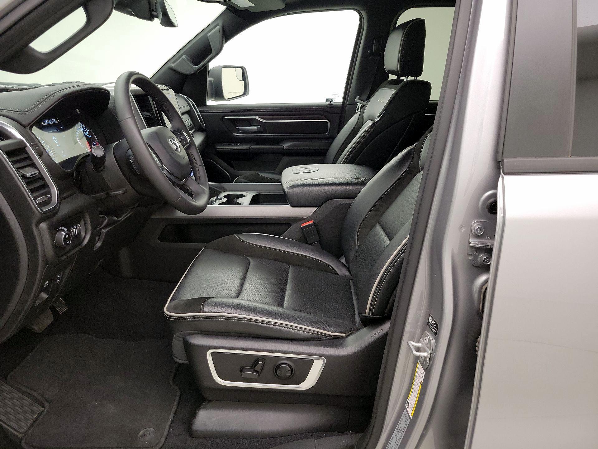 Thumbnail: 2025 RAM 1500 - 11