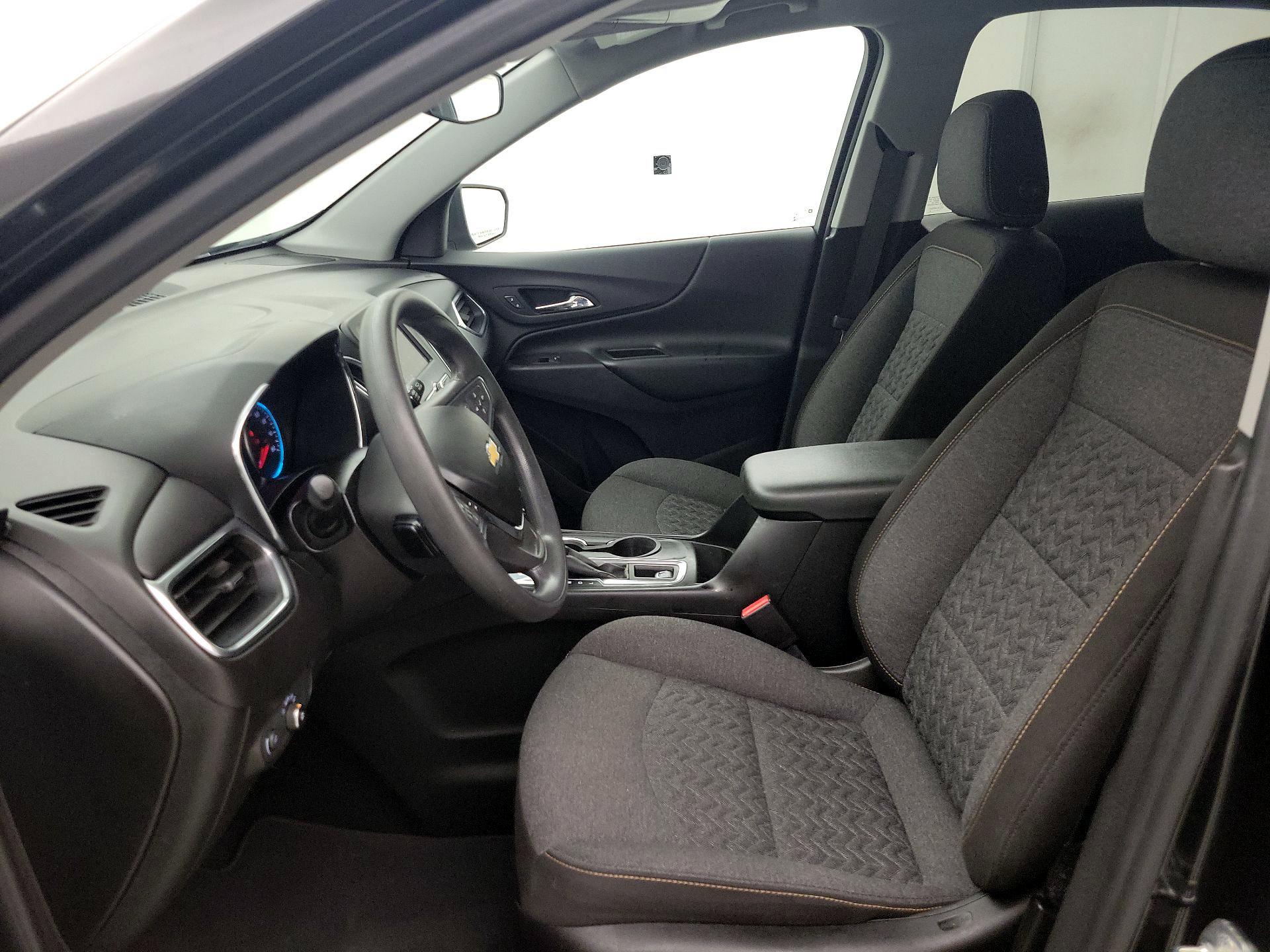 Thumbnail: 2022 Chevrolet Equinox - 11