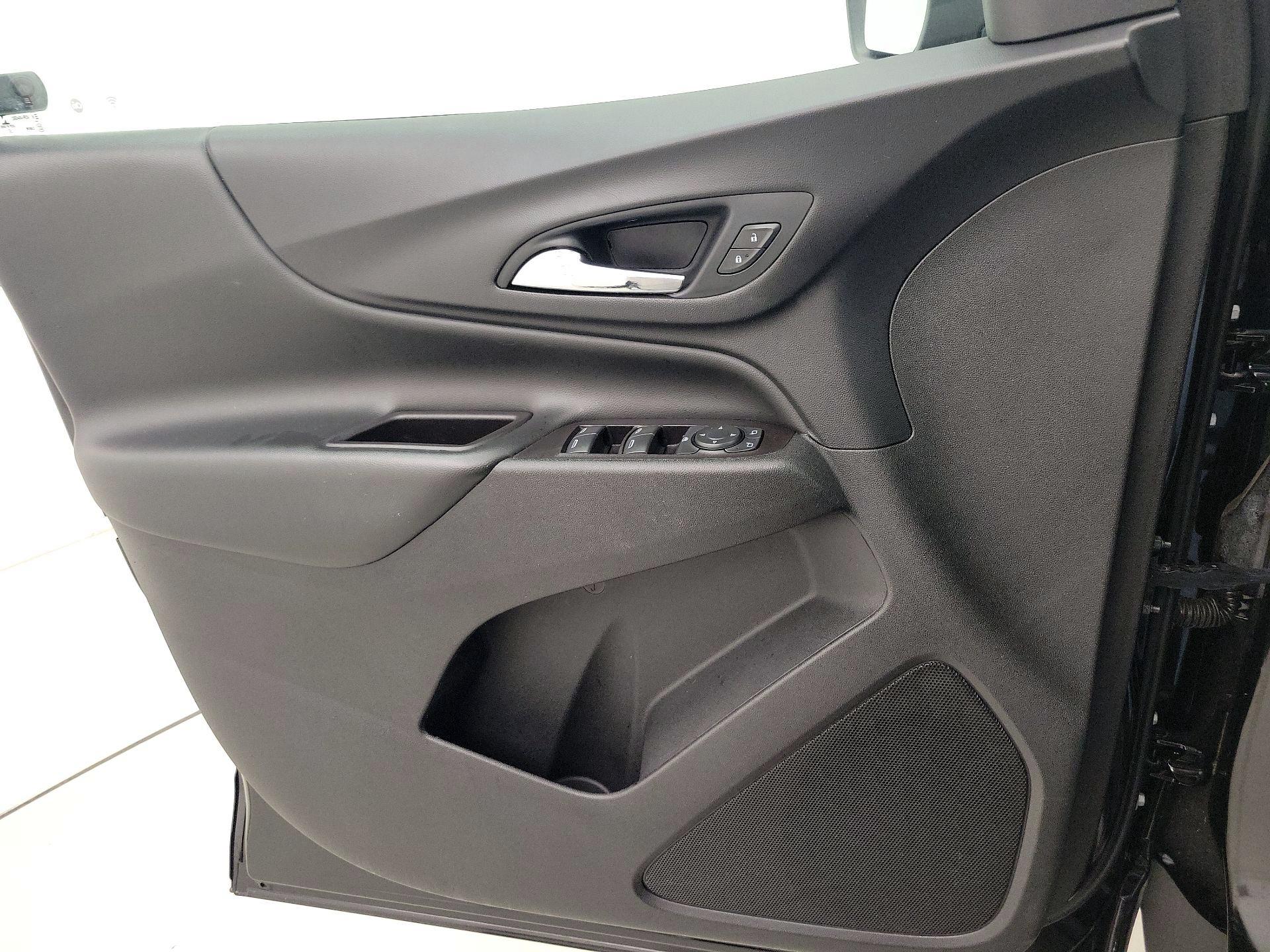 Thumbnail: 2022 Chevrolet Equinox - 12