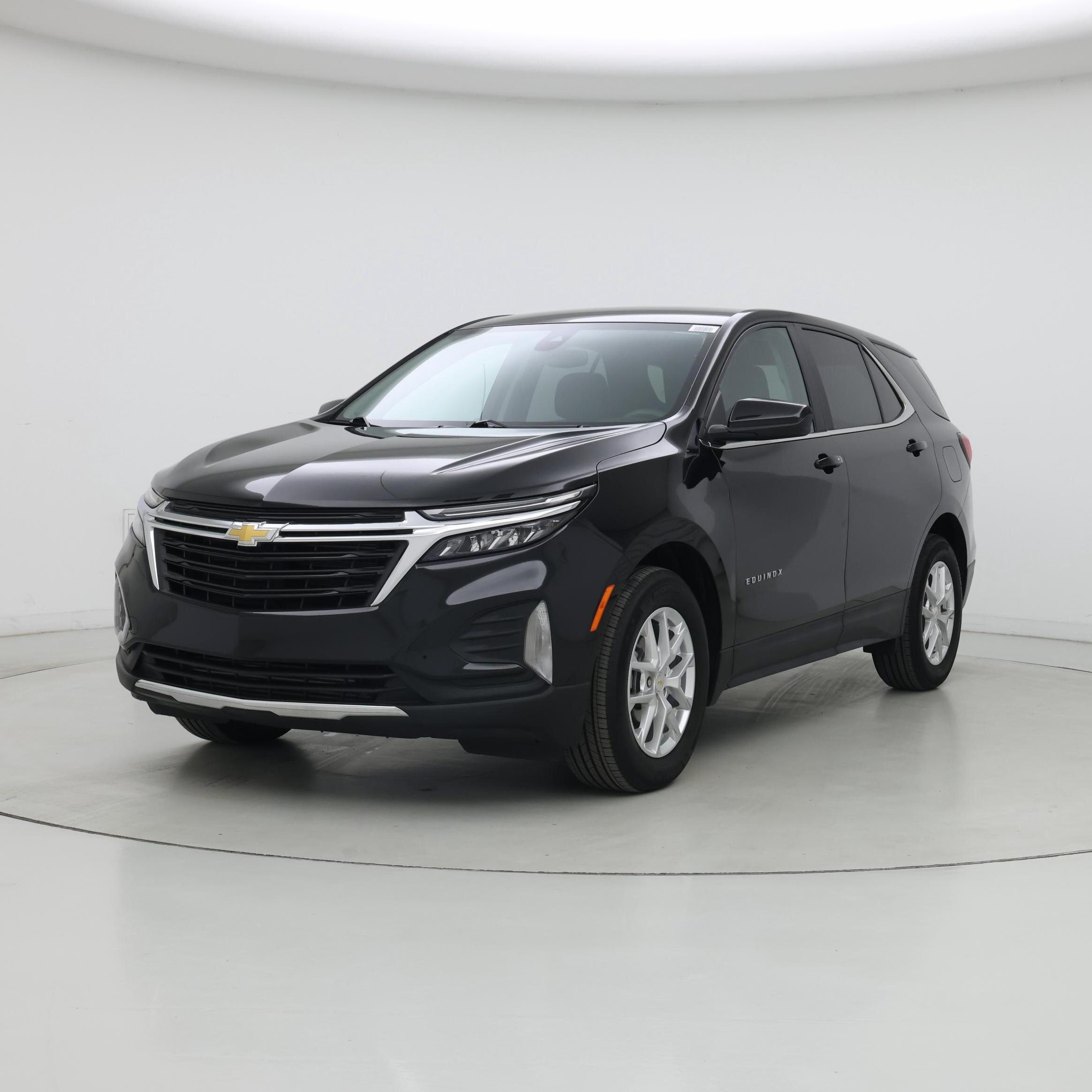 Thumbnail: 2022 Chevrolet Equinox - 4