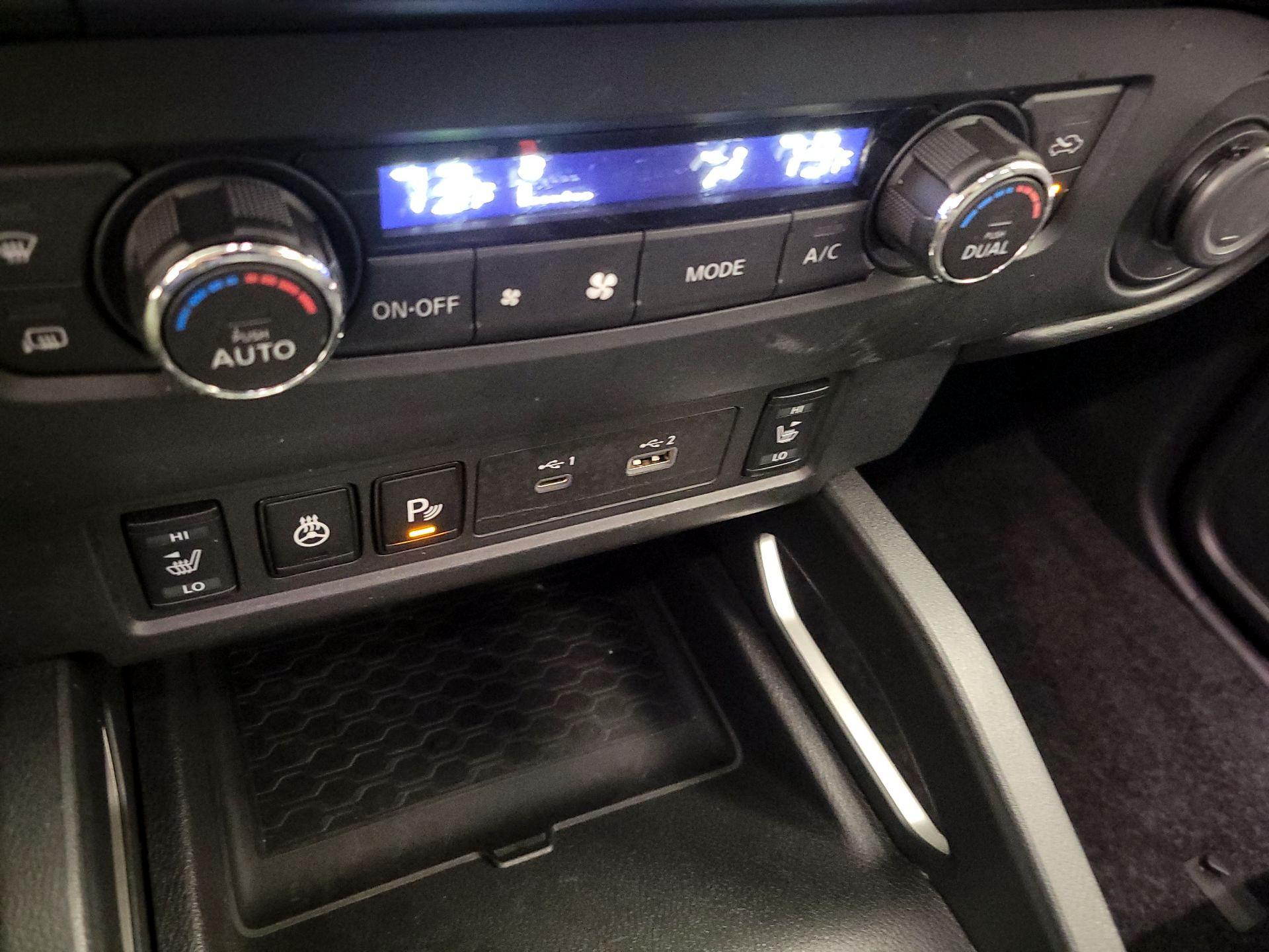 Thumbnail: 2022 Nissan Frontier - 16