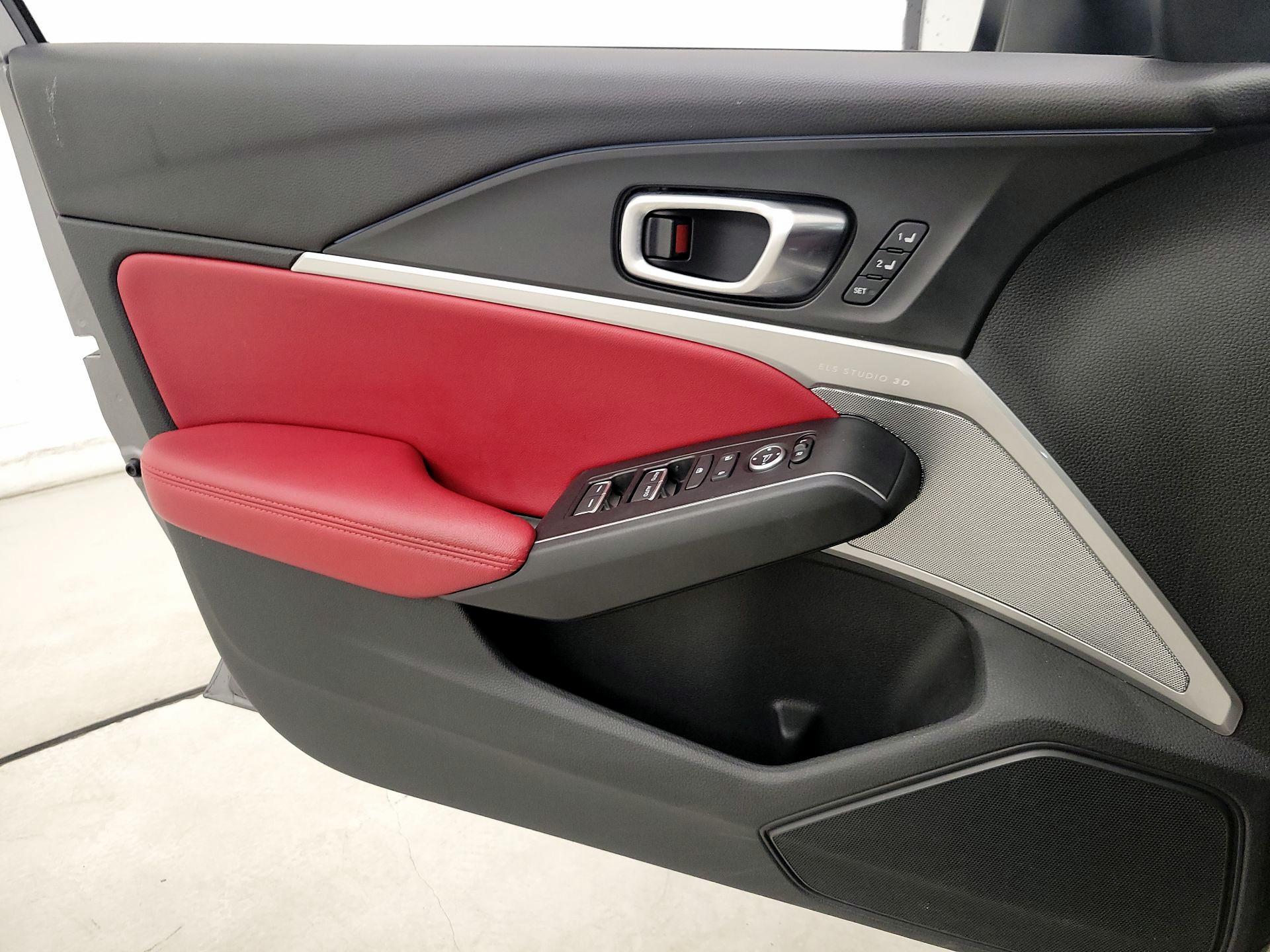 Thumbnail: 2023 Acura Integra - 12