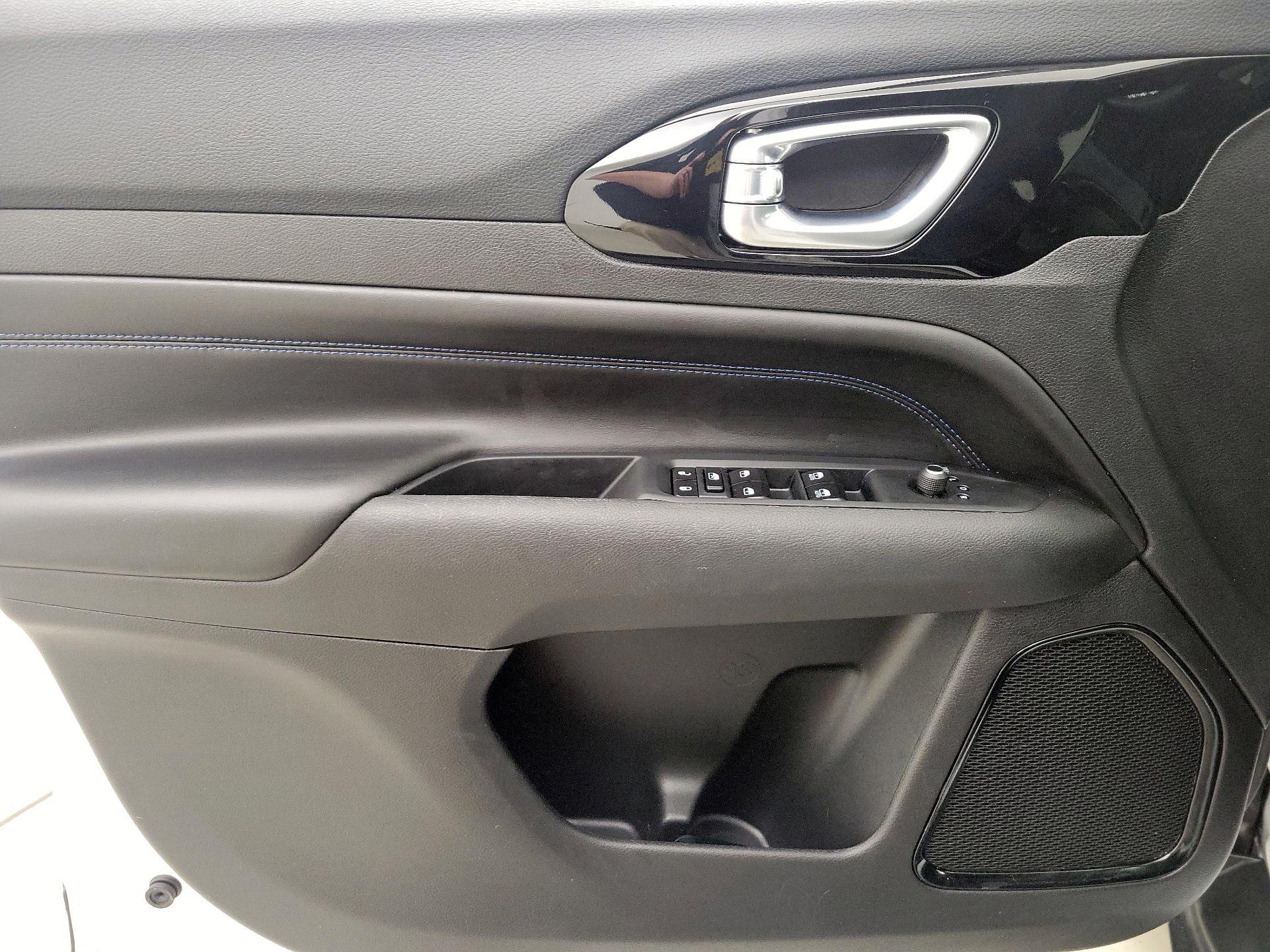 Thumbnail: 2025 Jeep Compass - 12